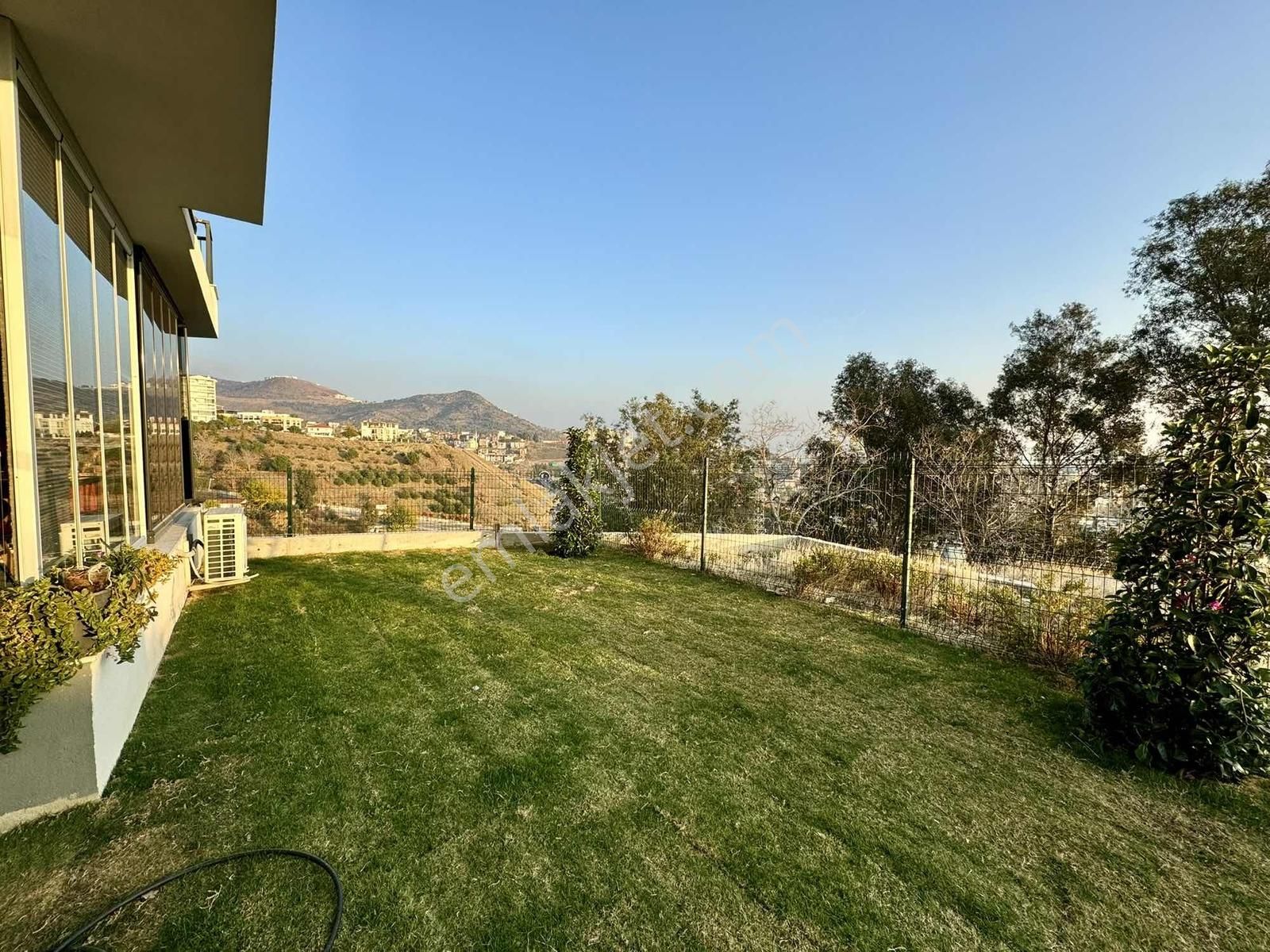 Fırsat Bayraklı'da Merkezi Konum Bahçeli Yatırımlık Daire - Görsel 9