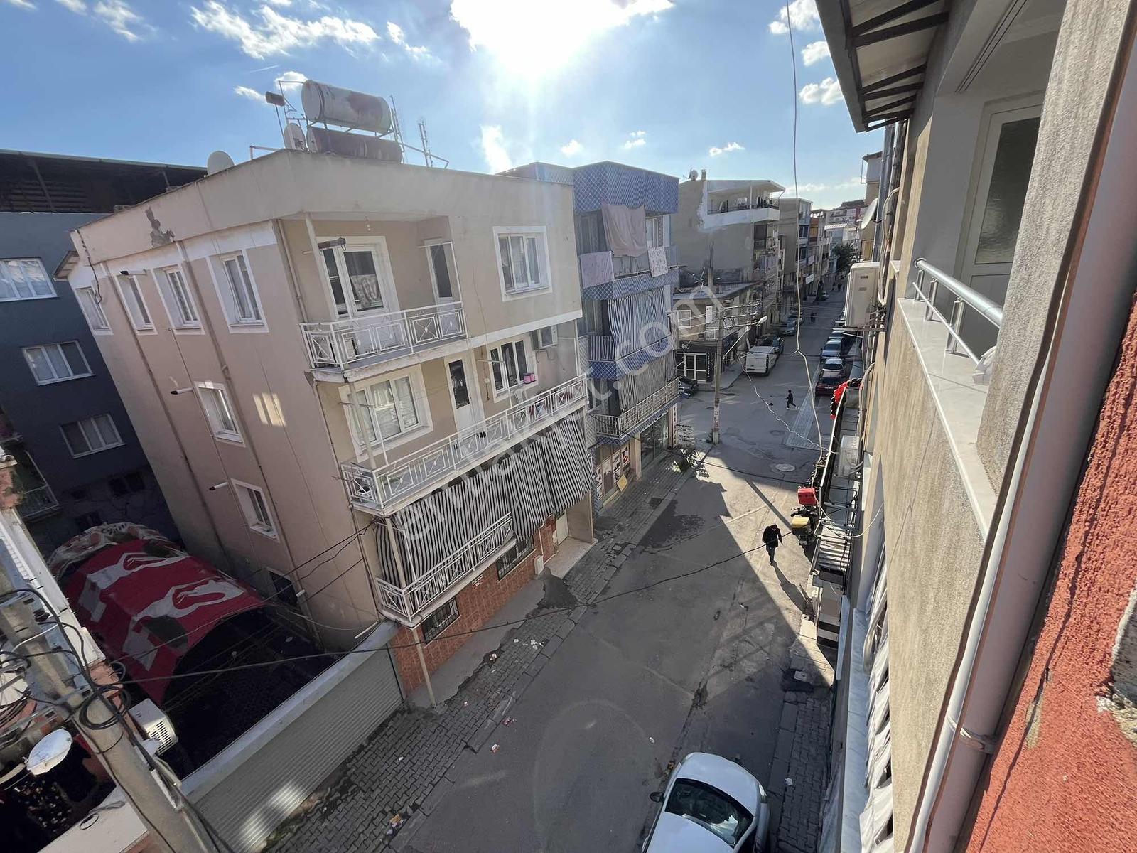 Forum Bornova Yakını Büyük Tip Satılık 2+1 Daire - Görsel 22