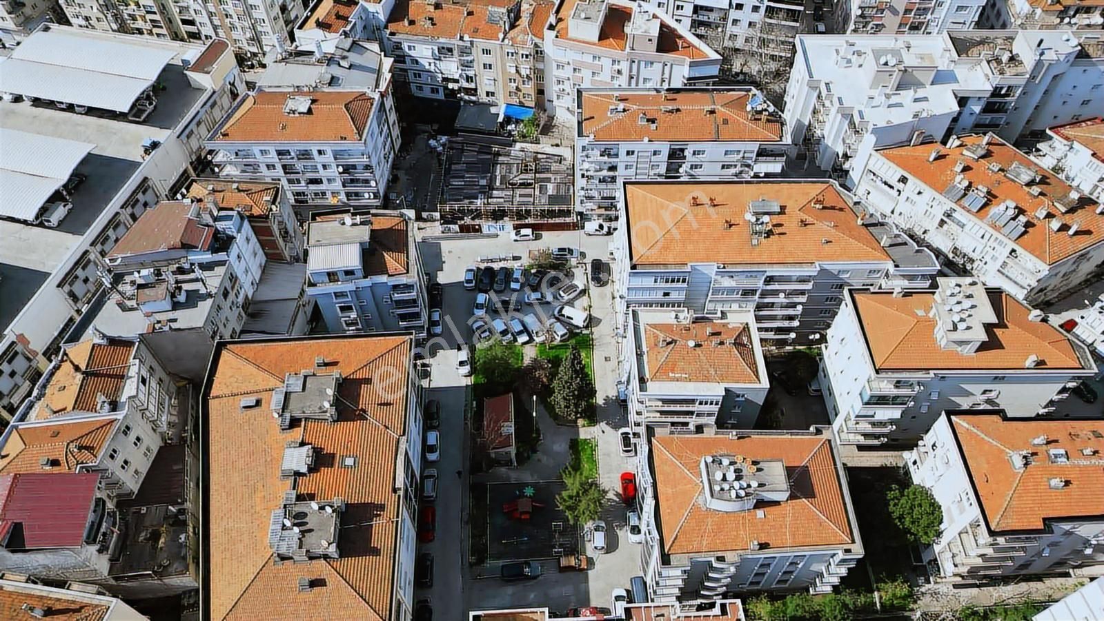 Özkanlar Pazar Yeri Yanı /2+1 Kaplı Mutfak / Park Cephe - Görsel 10