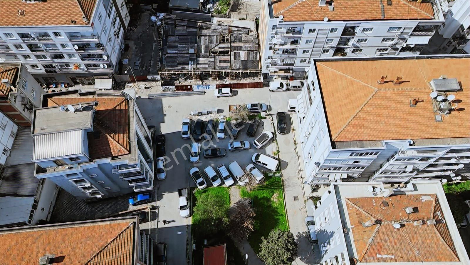 Özkanlar Pazar Yeri Yanı /2+1 Kaplı Mutfak / Park Cephe - Görsel 6