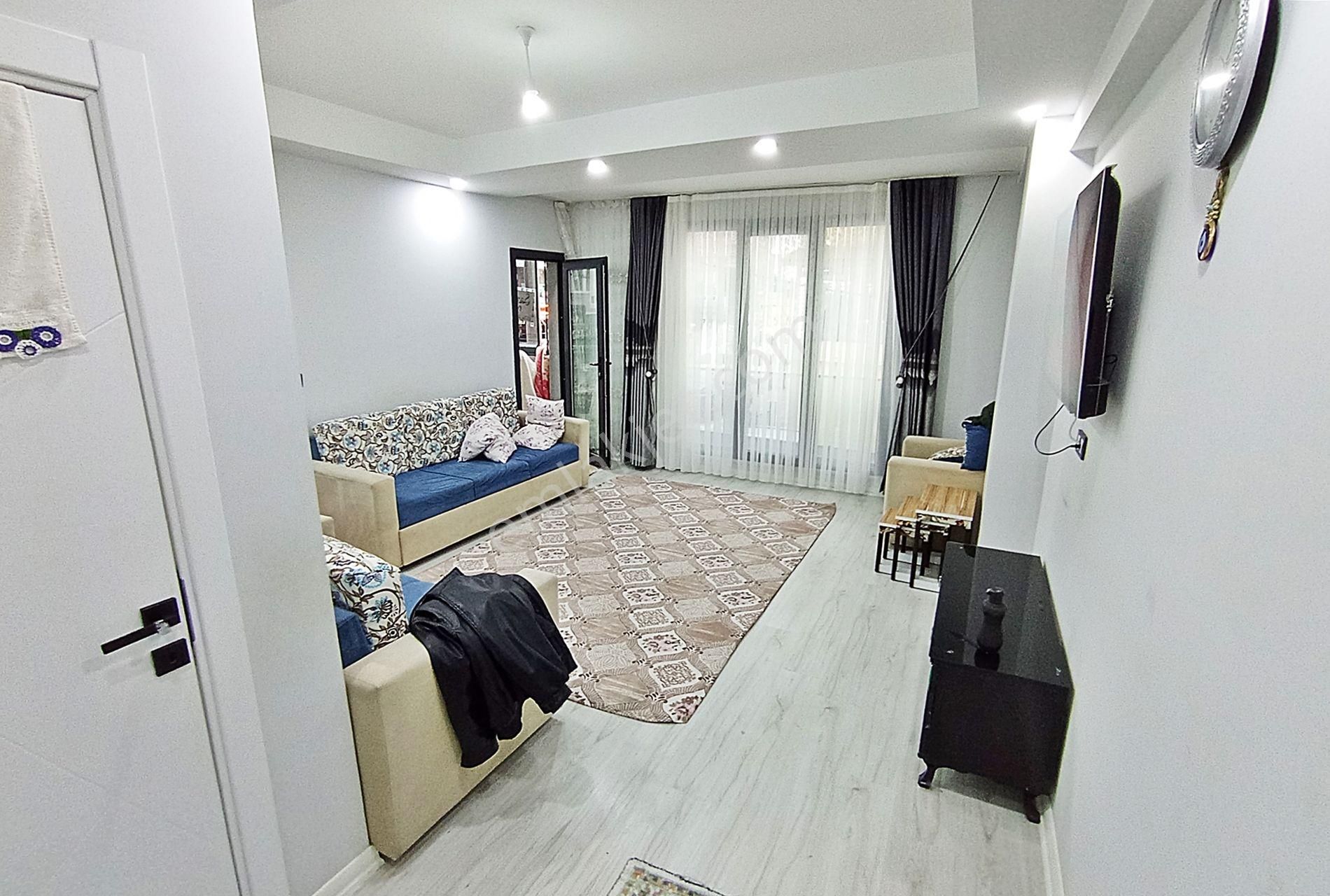 Metin Yapı'dan Ana Cadde Üstünde Satılık 2+1 Daire!!!