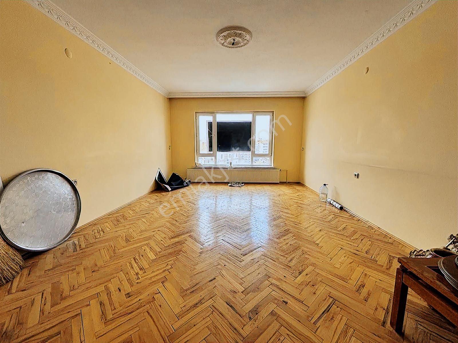 Şentürk Gayrimenkul'den**karapürçek Cadde Üzeri**3+1 - Görsel 21