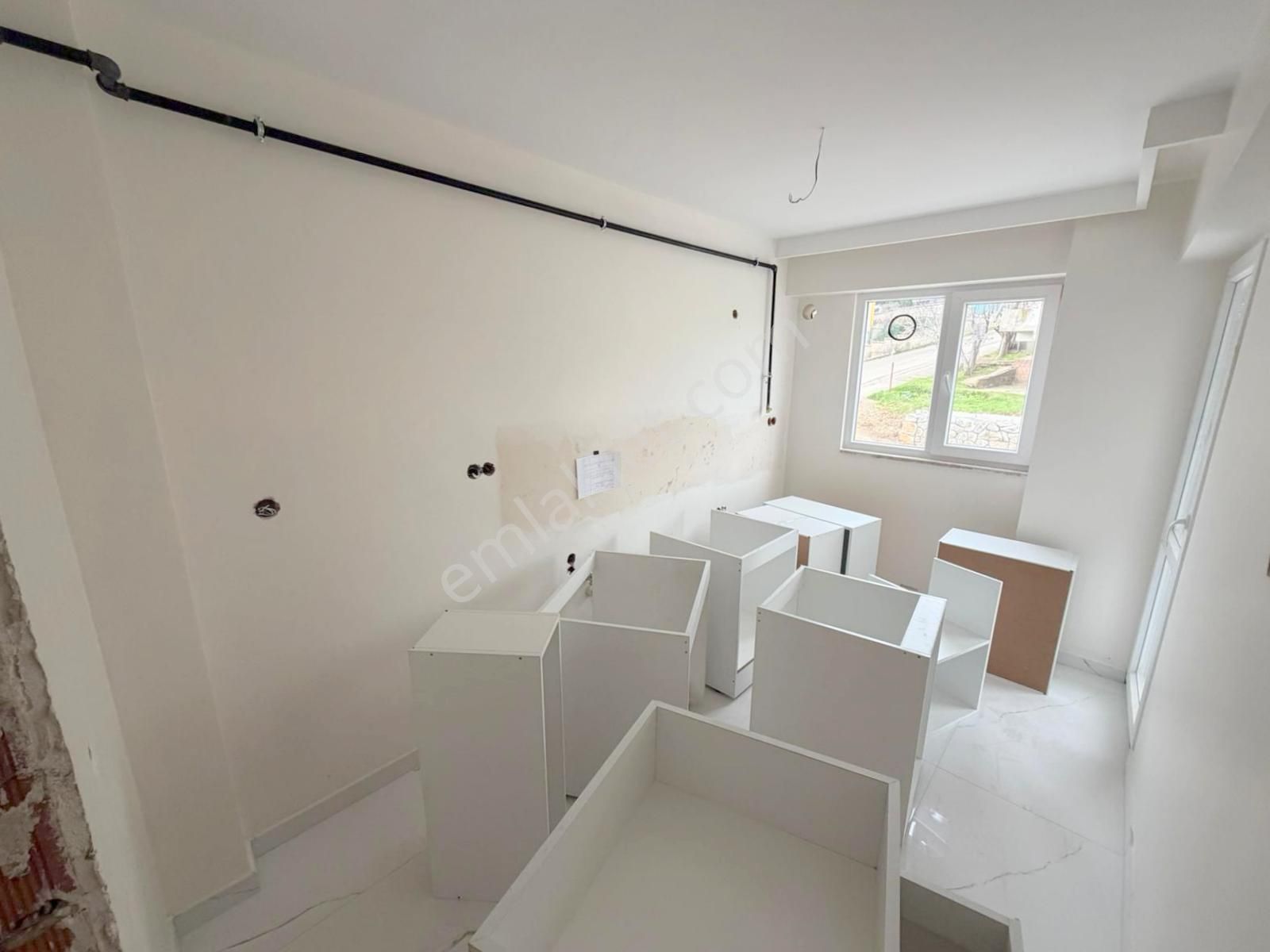 Mertcan'dan Caddeye 2dk Balkonlu Ara Kat Sıfır Kaçmaz Fiyata 3+1 - Görsel 7