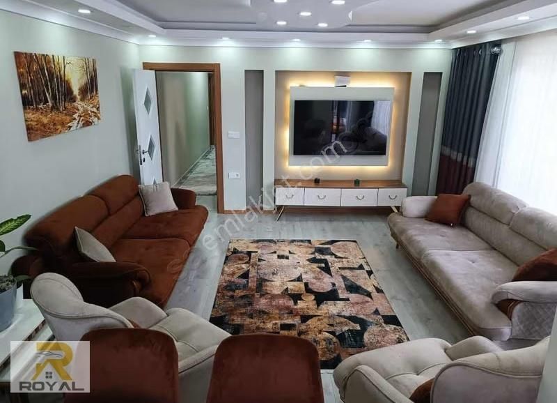 Royal'den İnönü Mah'de 2+1 85 M2 Otopark Asnsörlü Ara Kat Daire