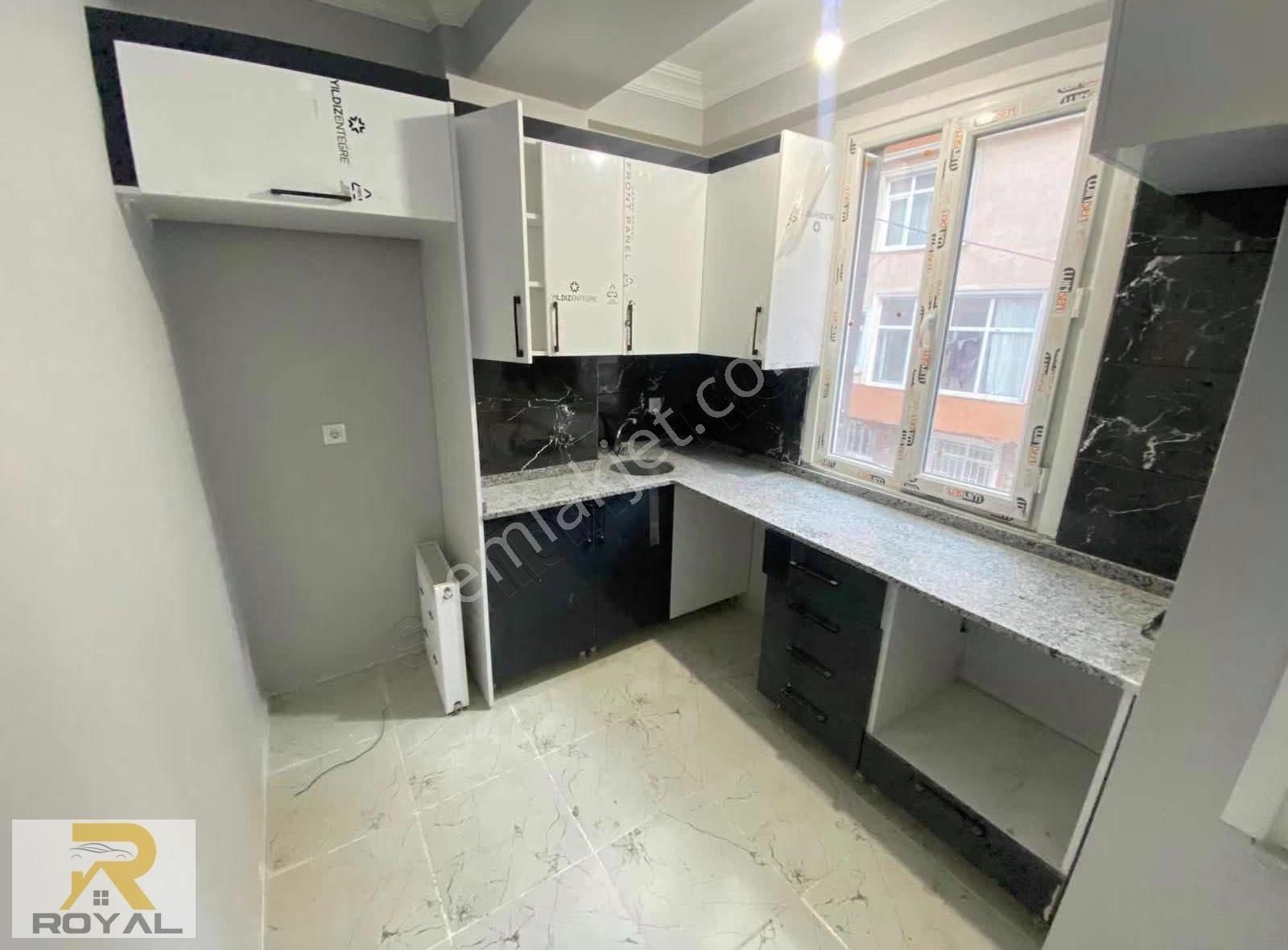 S.çeşmede 2.5+1 100 M2 Lüx Arakat Sıfır Daire - Görsel 4