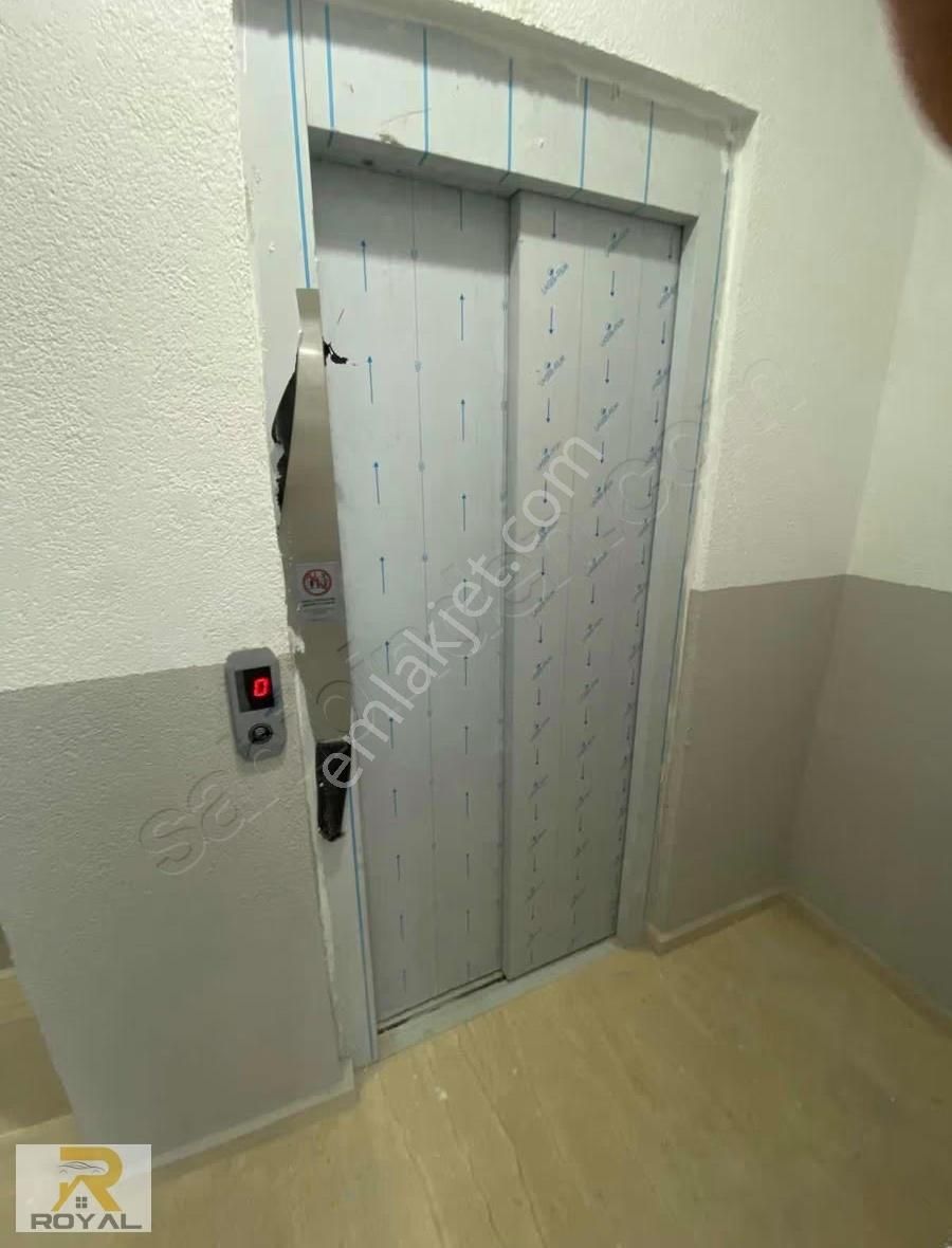 S.çeşmede 2.5+1 100 M2 Lüx Arakat Sıfır Daire - Görsel 19