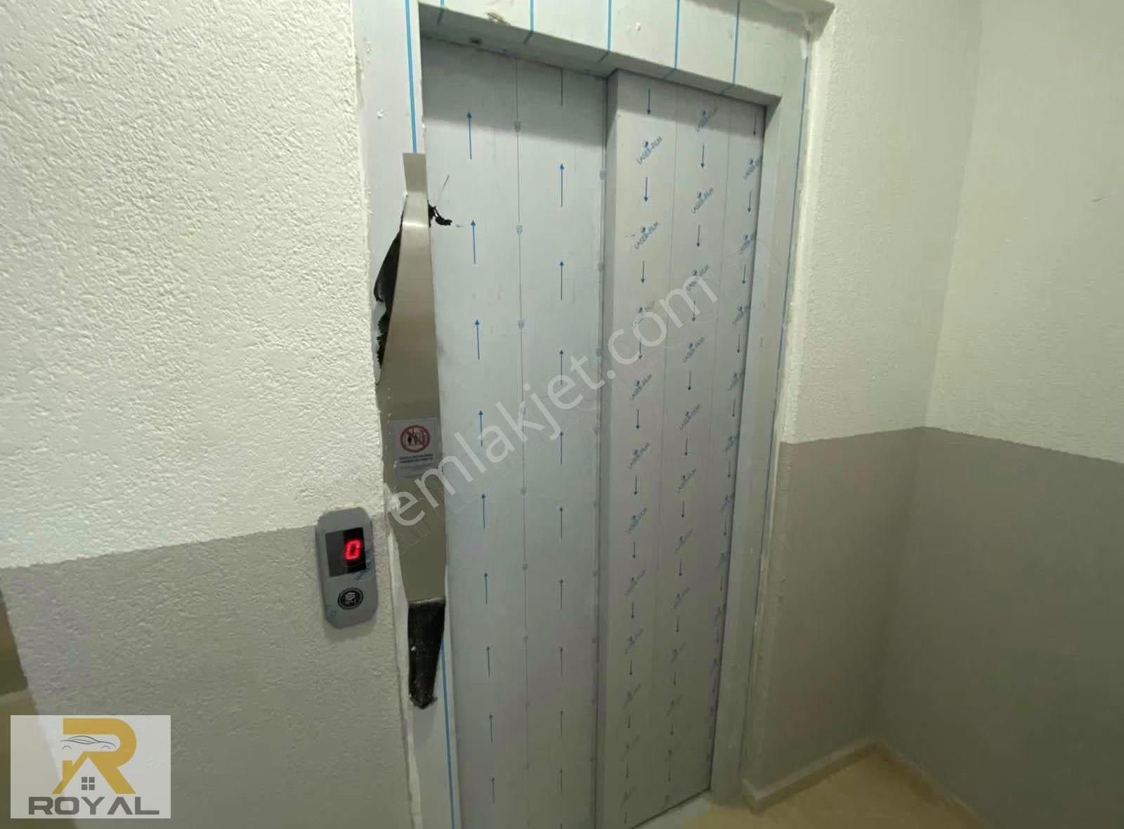 S.çeşmede 2.5+1 100 M2 Lüx Arakat Sıfır Daire - Görsel 16