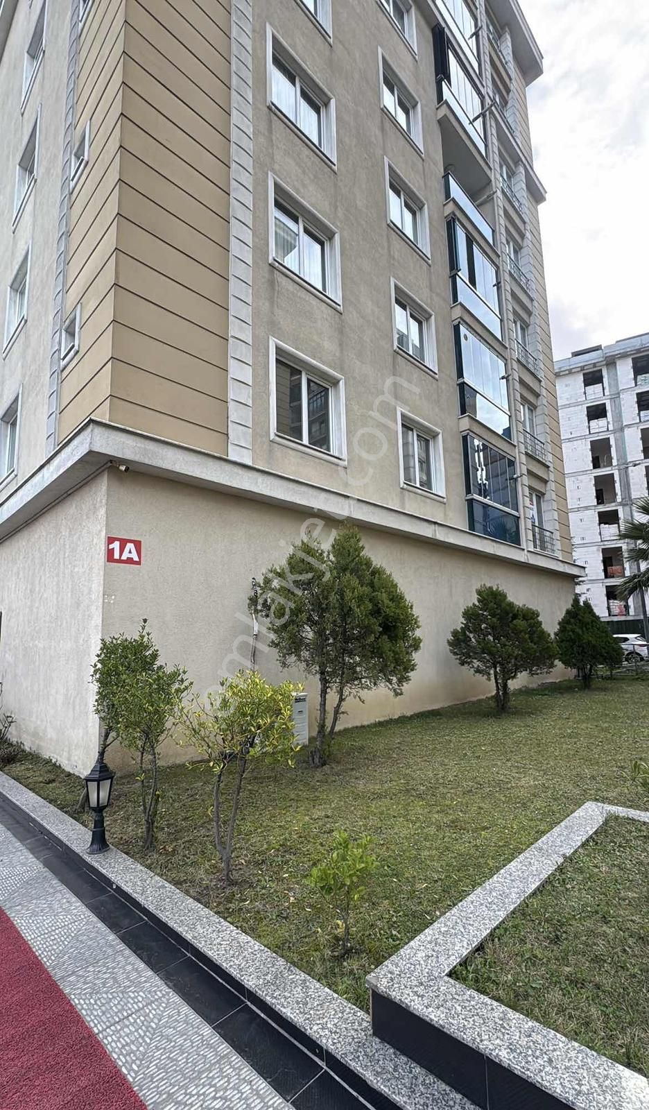Beylikdüzü Park Gerdanya Sitesinde İçi Yenilenmiş Kıralık Daıre - Görsel 16