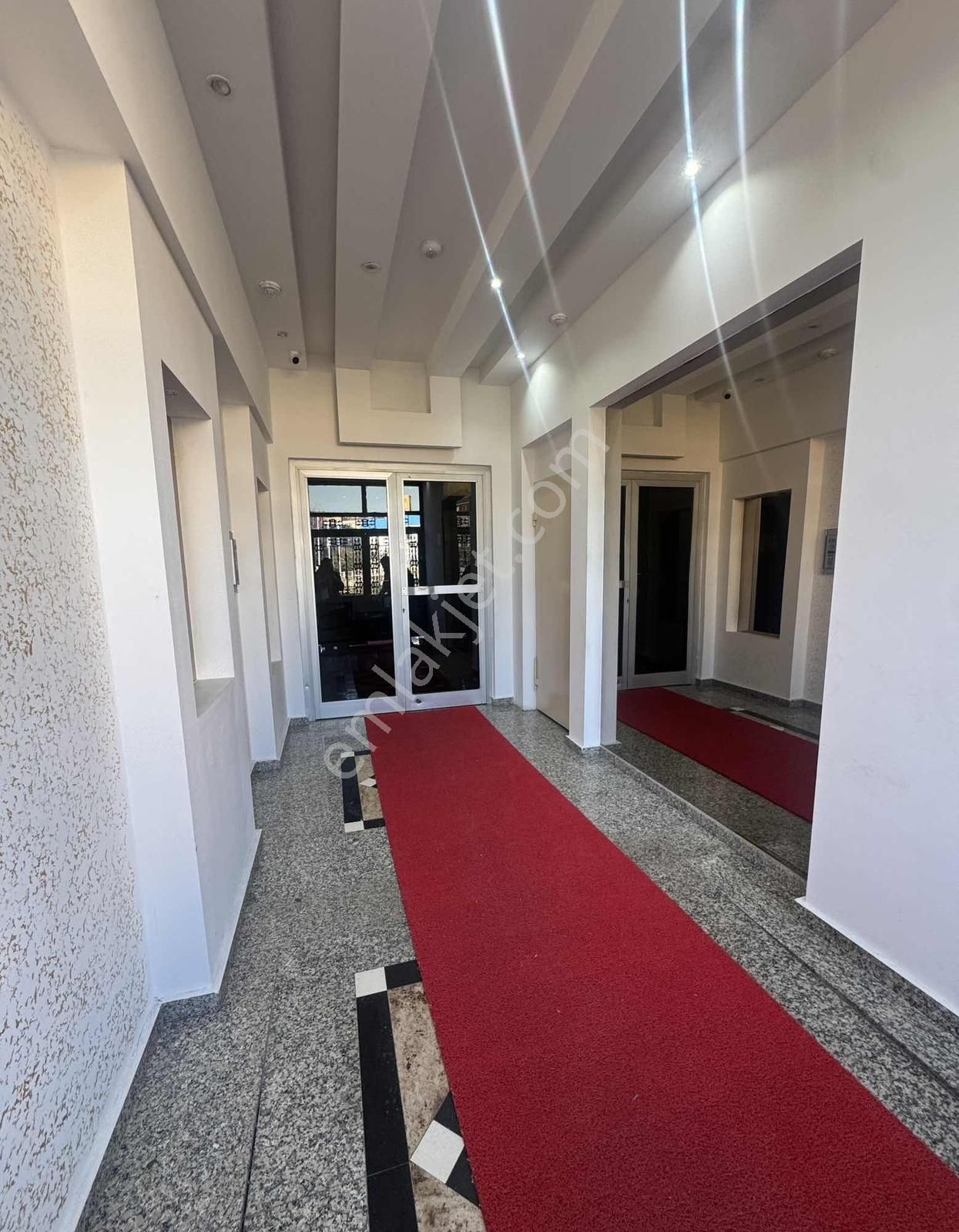 Beylikdüzü Park Gerdanya Sitesinde İçi Yenilenmiş Kıralık Daıre - Görsel 18