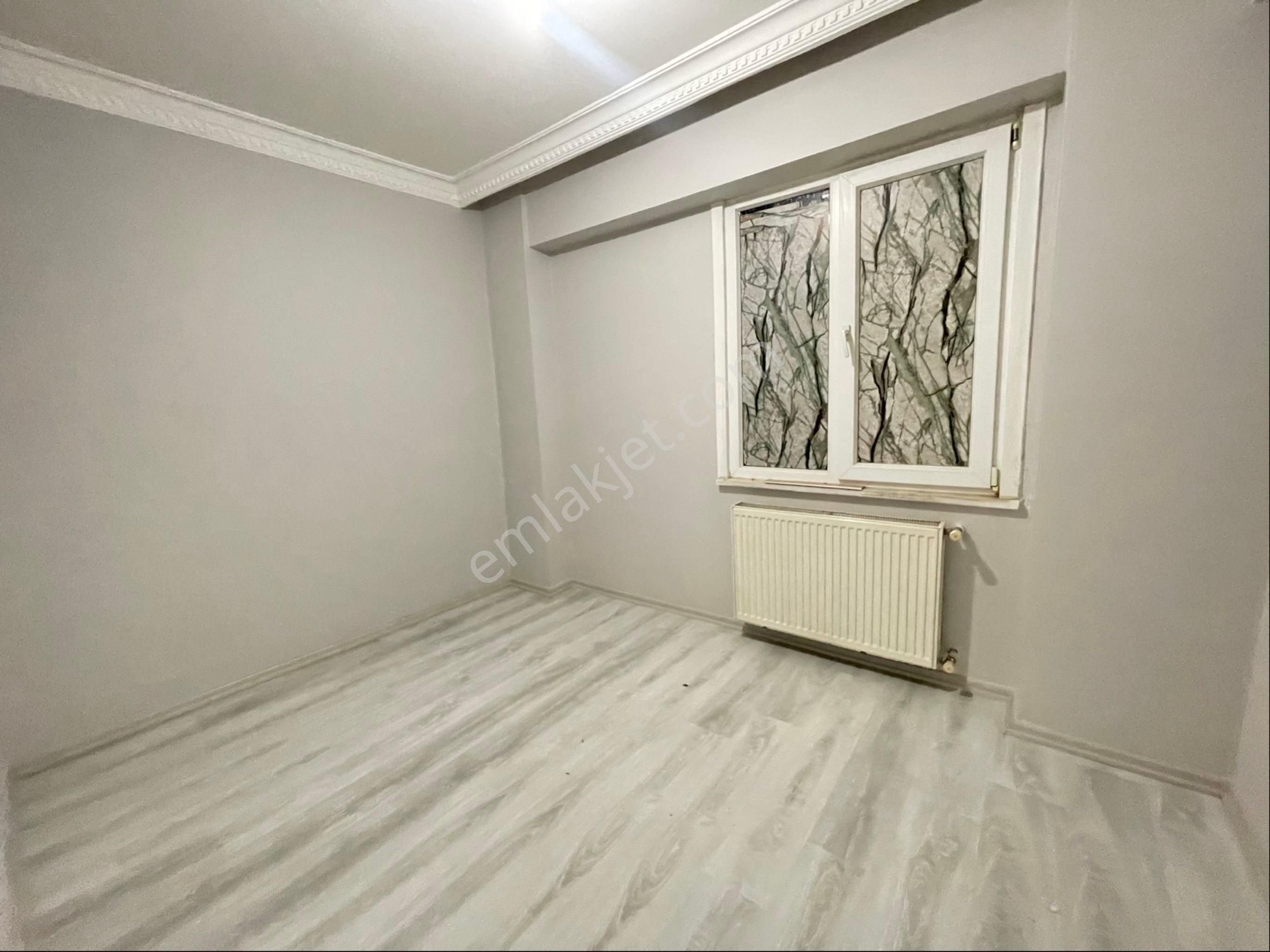 Fatih Fevzipaşa Cad. Yakın 2010 Yapımı 2+1 - Görsel 10