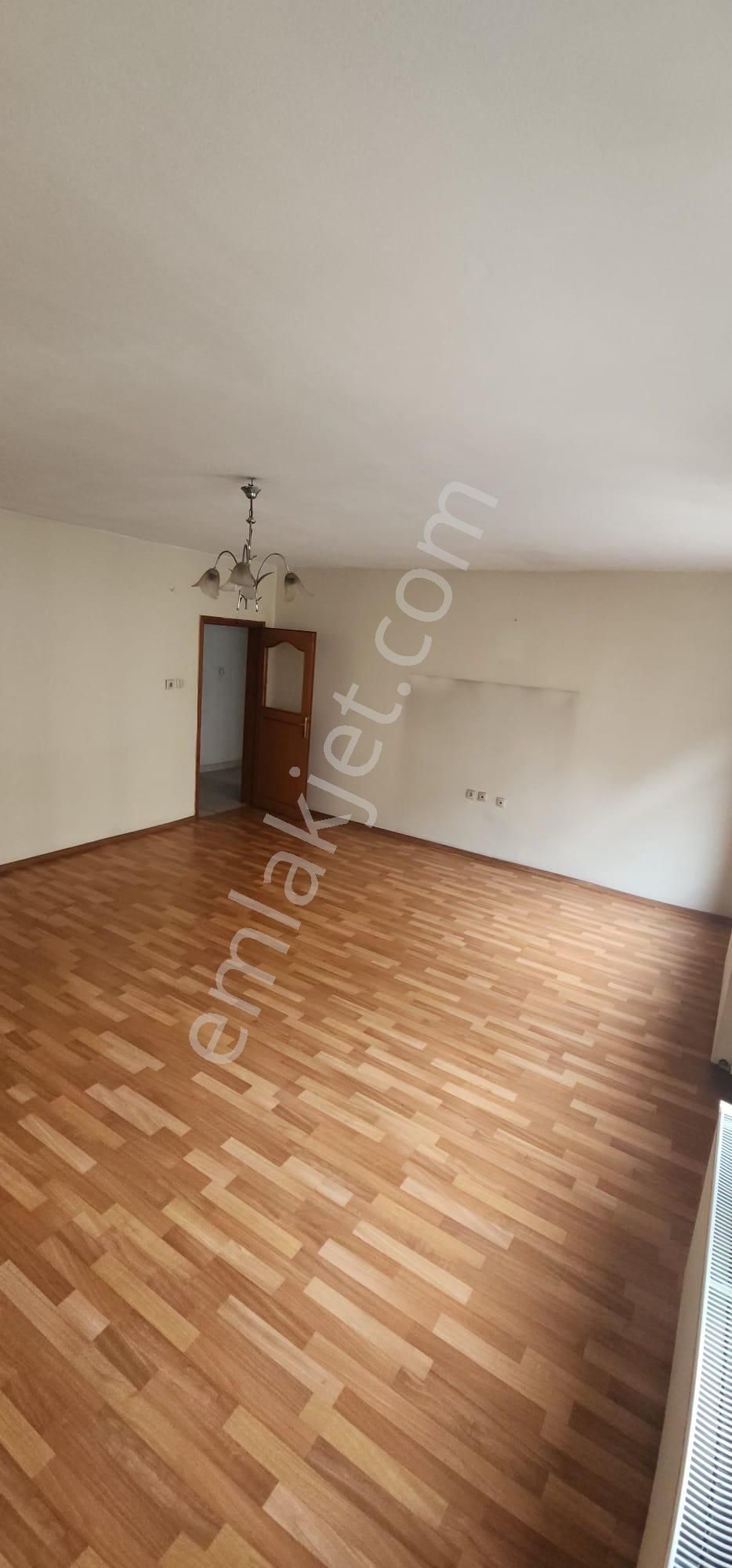 Emir Emlak 2den Kiralık 3+1 Büyük Ferah Daire 140 Metre Kare - Görsel 29