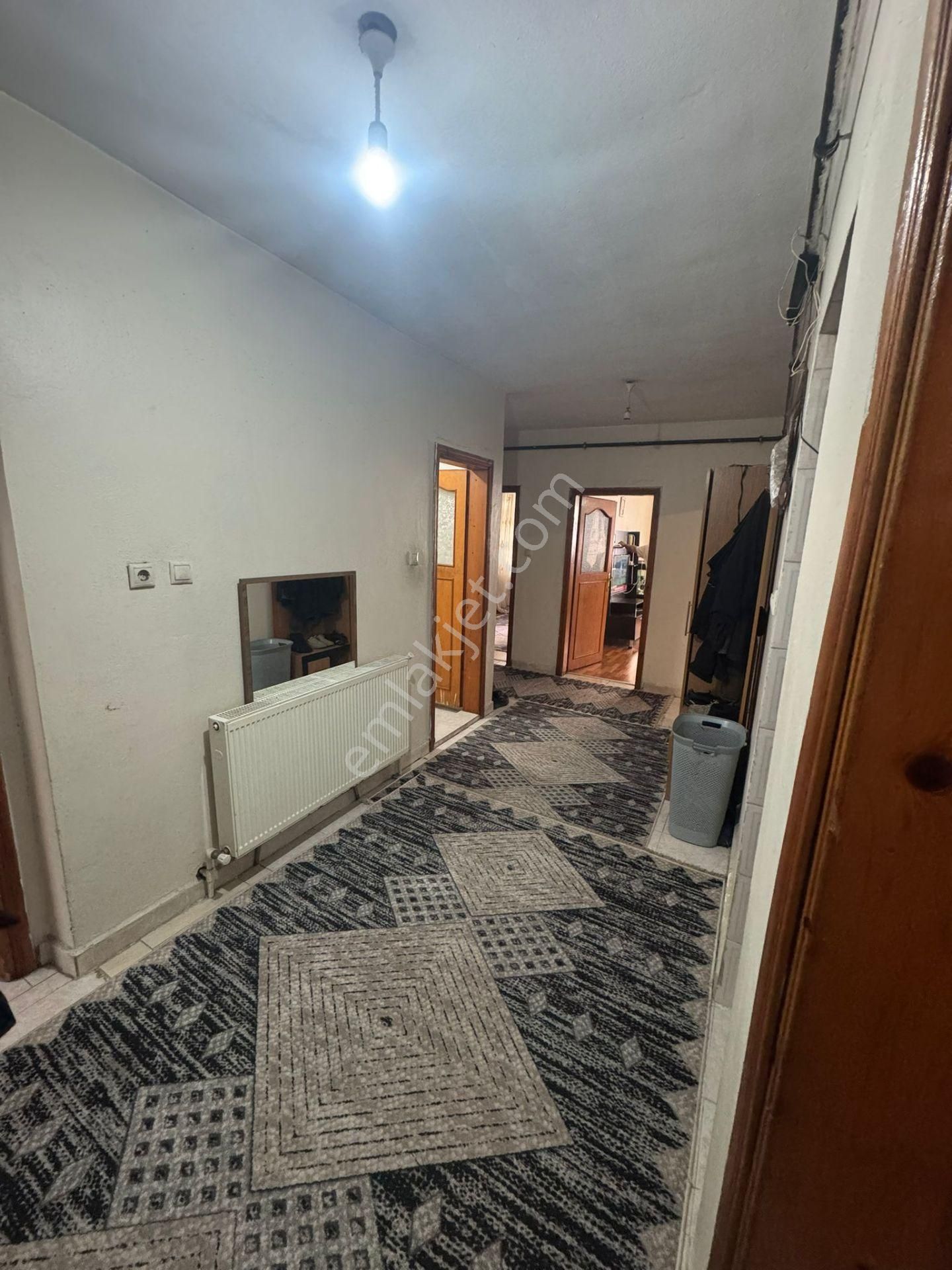 Emir Emlak 2den Kiralık 3+1 Büyük Ferah Daire 140 Metre Kare - Görsel 3