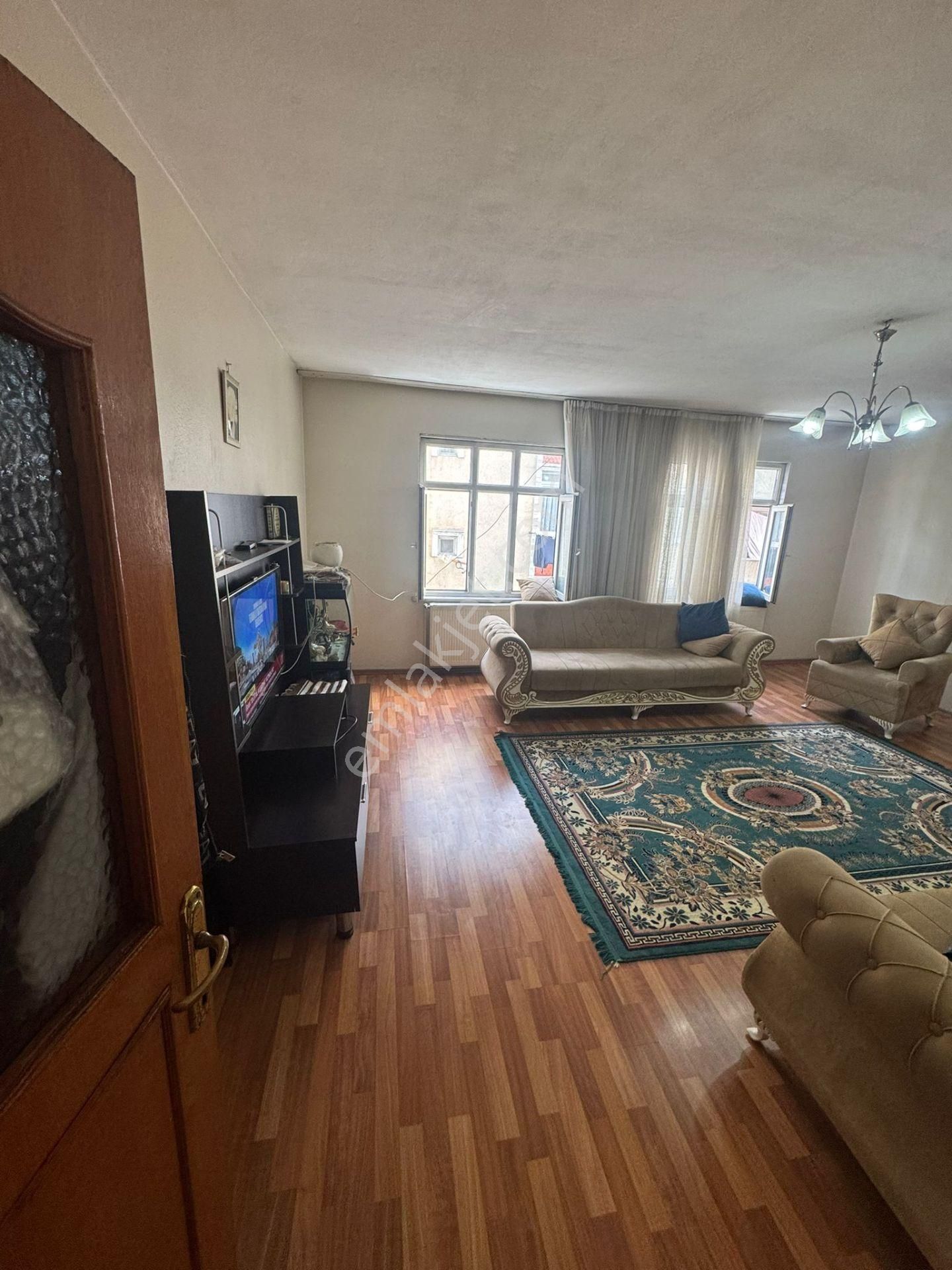 Emir Emlak 2den Kiralık 3+1 Büyük Ferah Daire 140 Metre Kare - Görsel 13