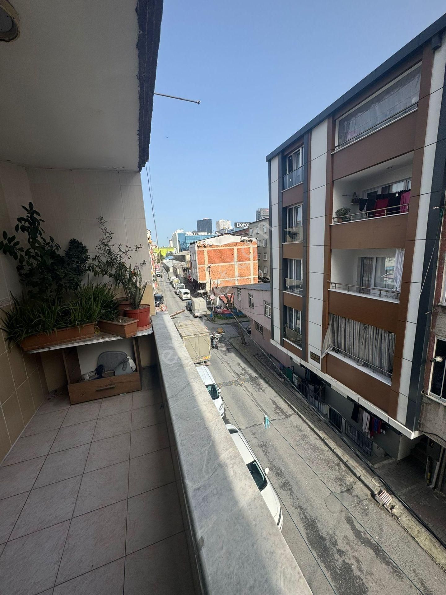 Emir Emlak 2den Kiralık 3+1 Büyük Ferah Daire 140 Metre Kare - Görsel 2