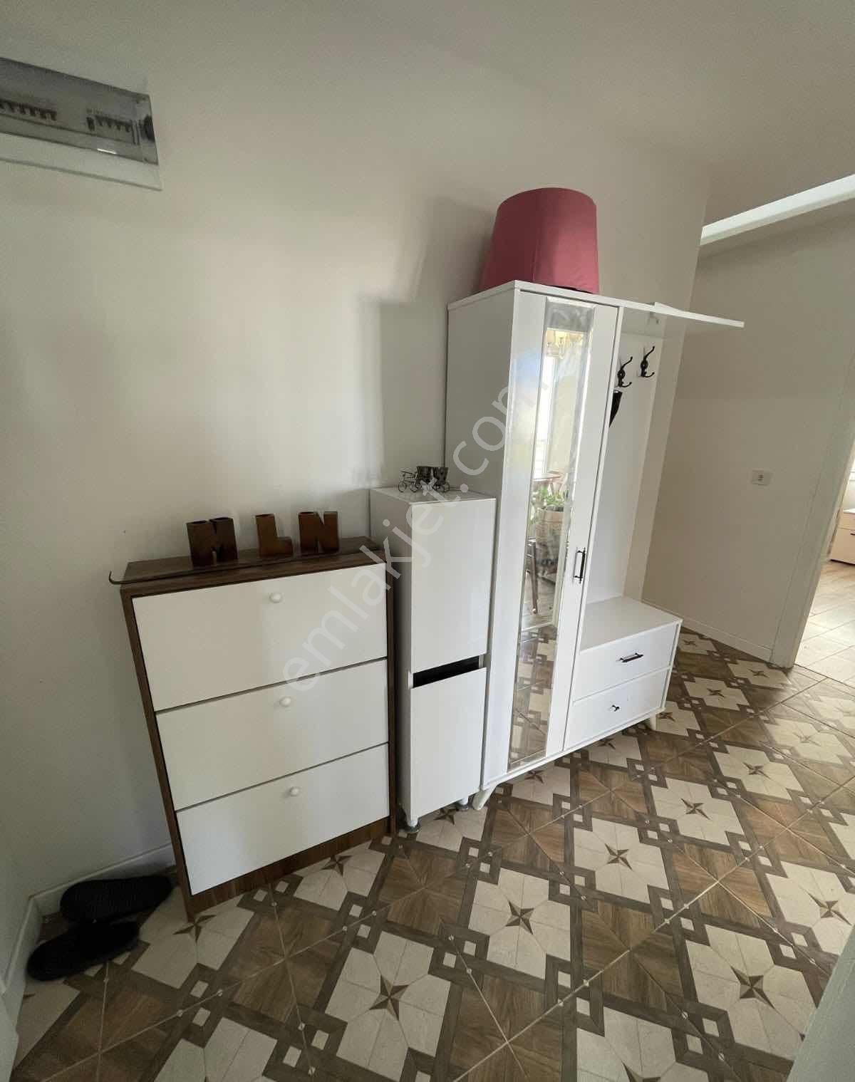 Esradan Bornovada Cadde Üzeri Geniş 3+1 125 M2 Net Satılık Daire - Görsel 4