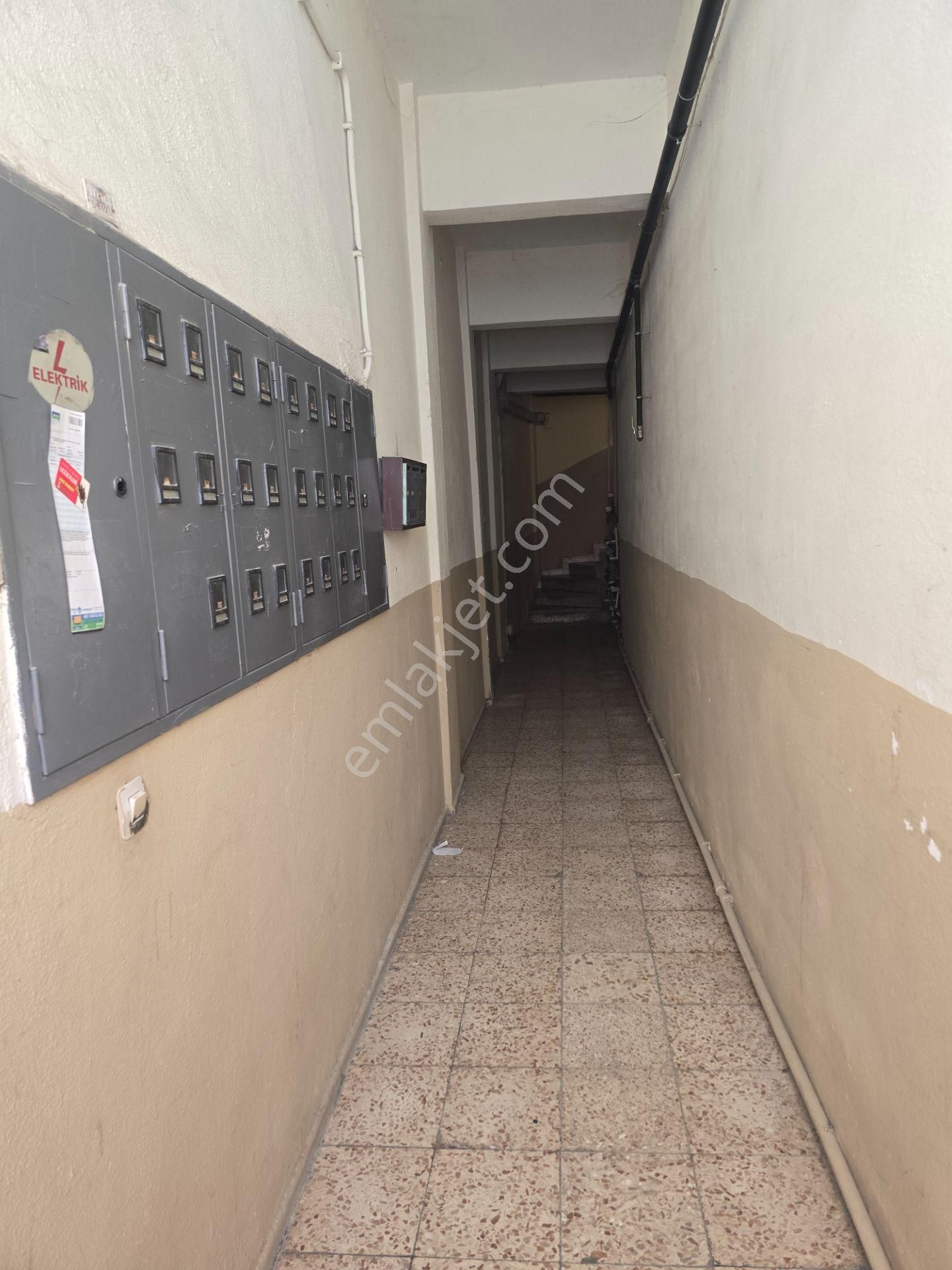 Demircioğlu Caddesinde Kiralık 2+1 Daire Han Emlak'tan - Görsel 24