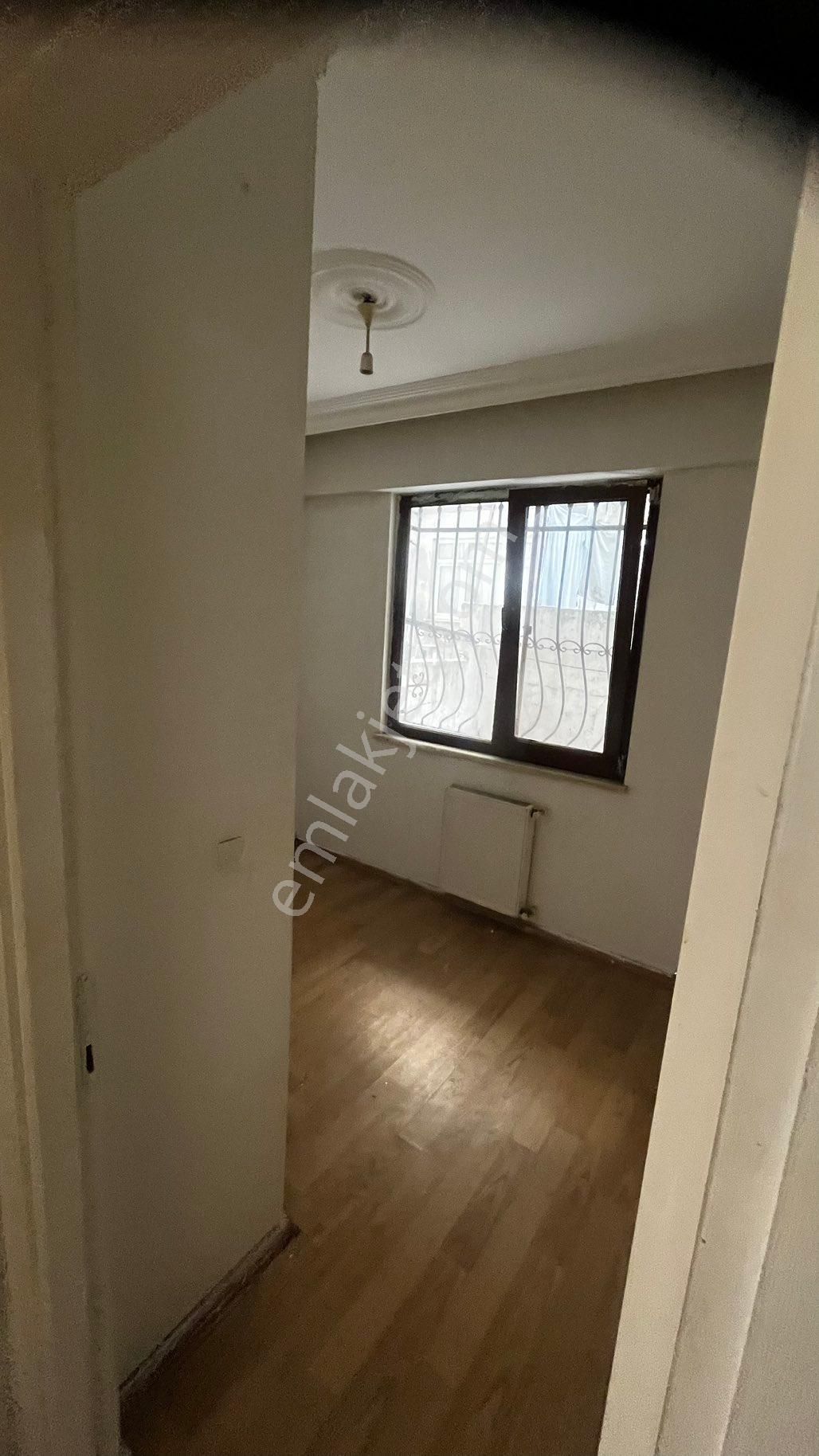 Serdar Emlak Tan Kiralık 2+1 B Katı Bahcesi Var Kombili Petekli - Görsel 3