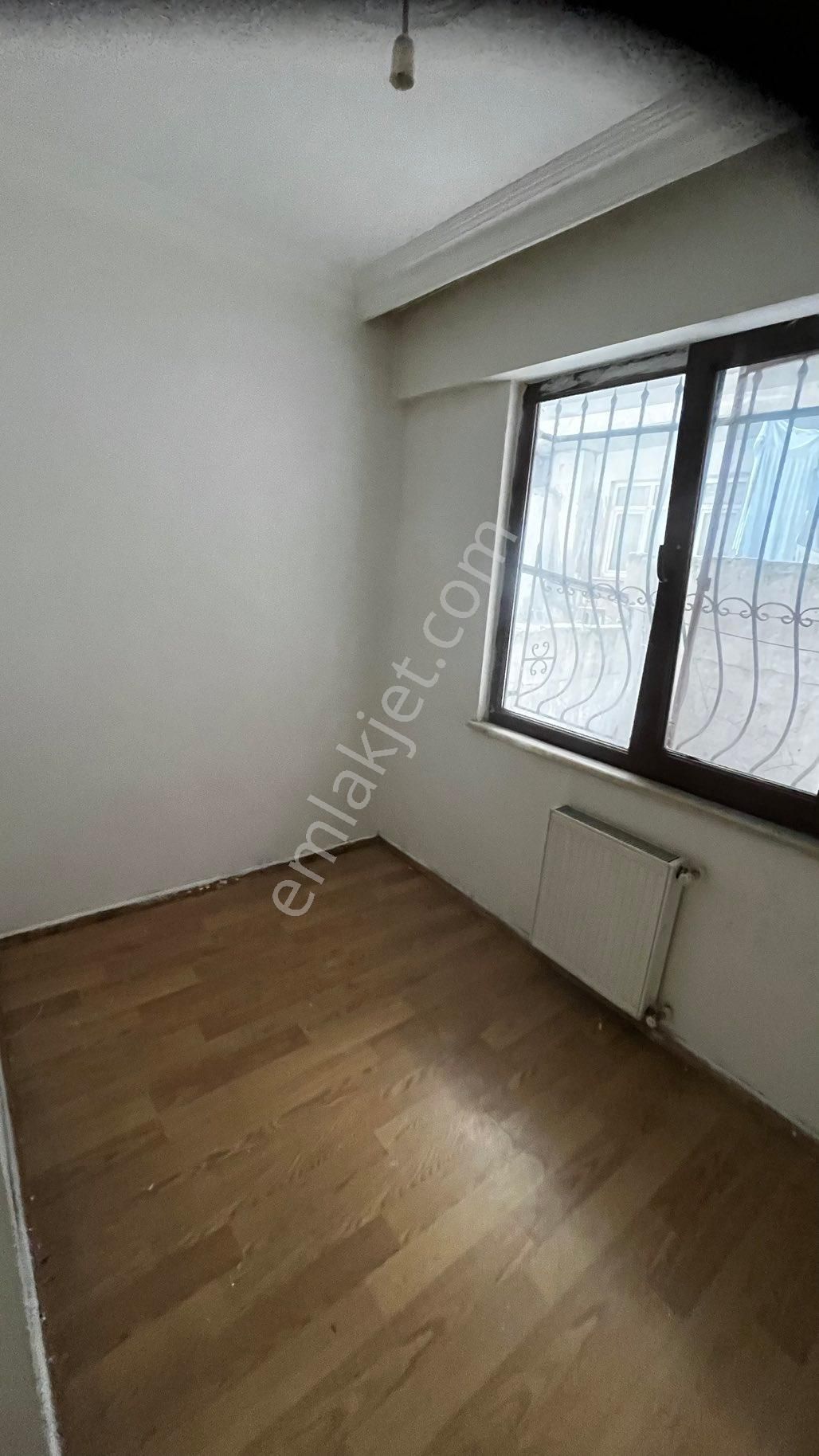 Serdar Emlak Tan Kiralık 2+1 B Katı Bahcesi Var Kombili Petekli - Görsel 4