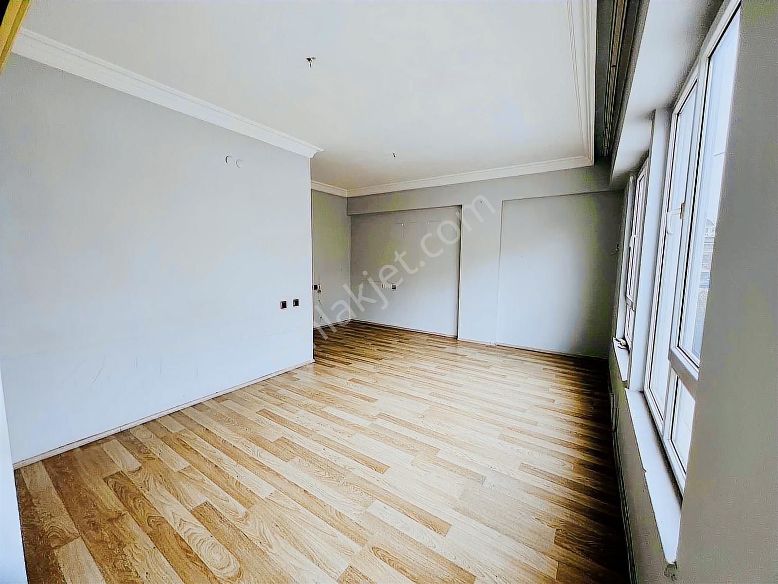 Fenerde Katta Güney-doğu Cephe 2+1 Daire - Görsel 14