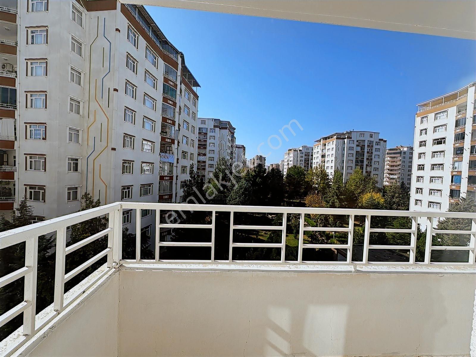 Aksoy'dan Diclekent Nehir Parka Avm Yanı 3+1 Acil Satılık Daire - Görsel 11