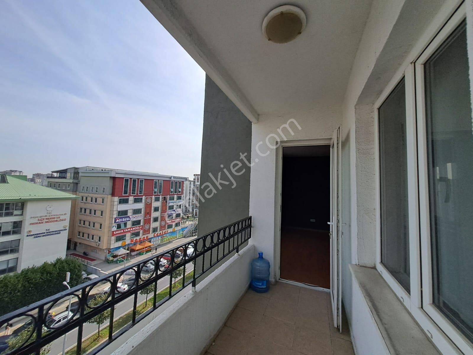 Başakşehır 5. Etap Emırgan Sıtesı’nde Cadde Üzerı, Metroya Yürüme Mesafesınde Kıralık 2+1 Daıre - Görsel 15
