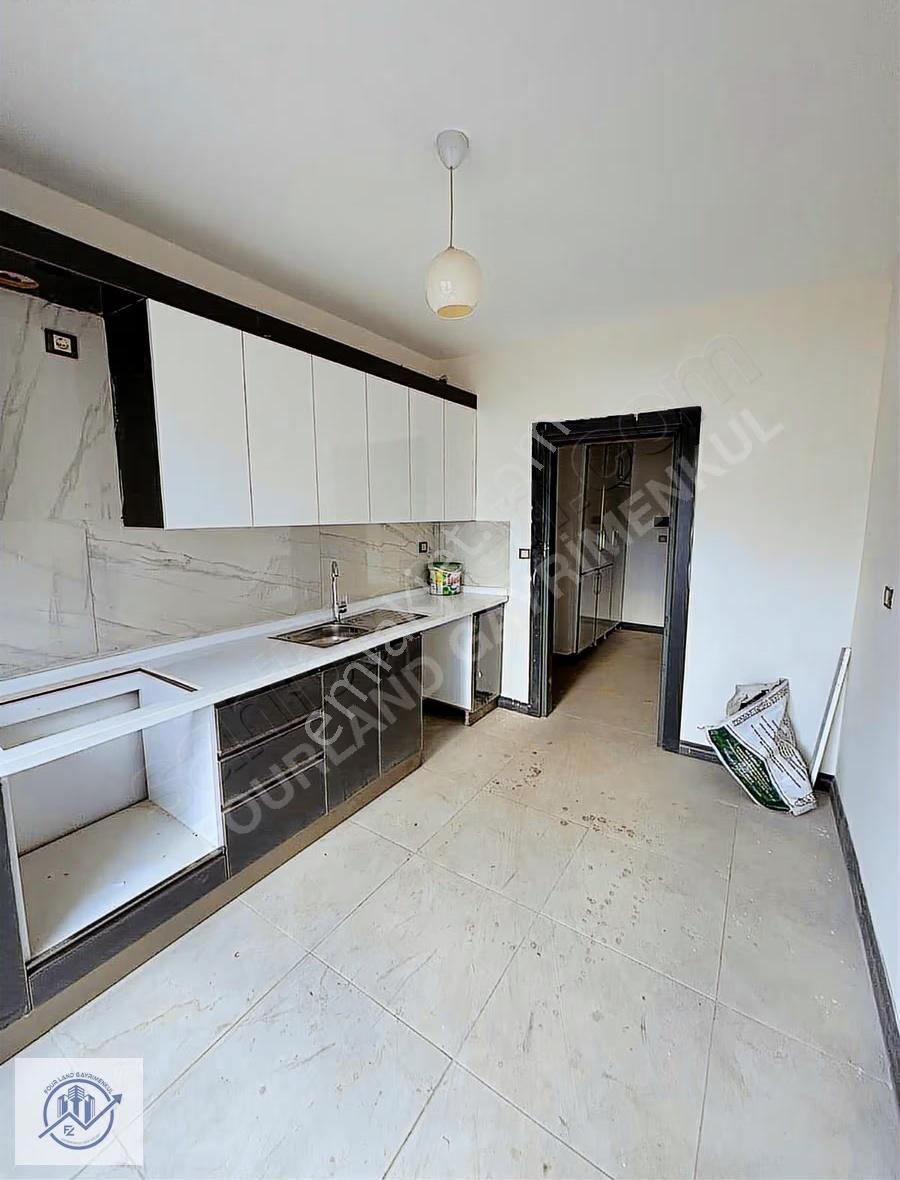 Four Land Gayrimenkul Farkıyla Kiralık 3+1 Daire - Görsel 13