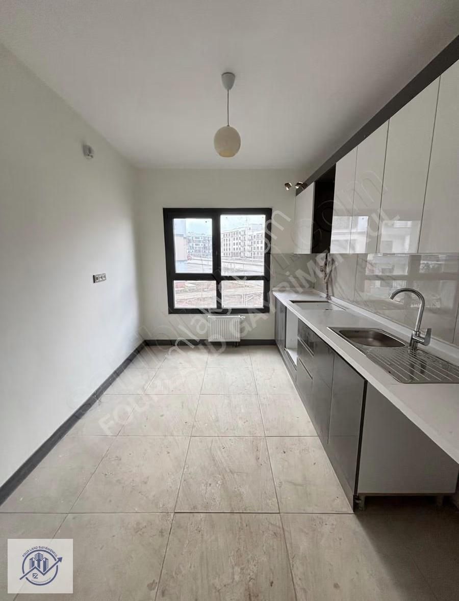Four Land Gayrimenkul Farkıyla Kiralık 3+1 Daire - Görsel 5