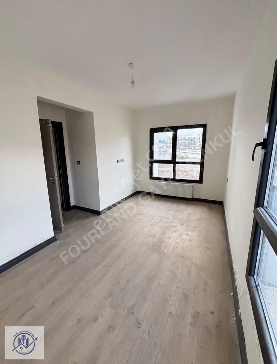 Four Land Gayrimenkul Farkıyla Kiralık 3+1 Daire - Görsel 16