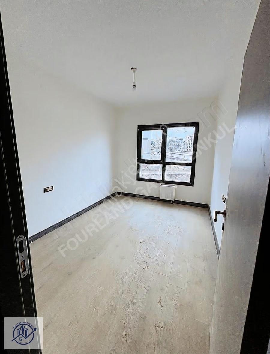 Four Land Gayrimenkul Farkıyla Kiralık 3+1 Daire - Görsel 20