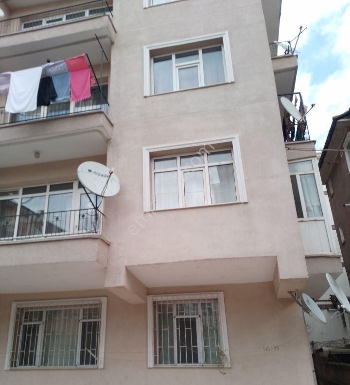 Karşıyakada Full Yapılı Eşyalı 2+1 Kiralık Daire - Görsel 2