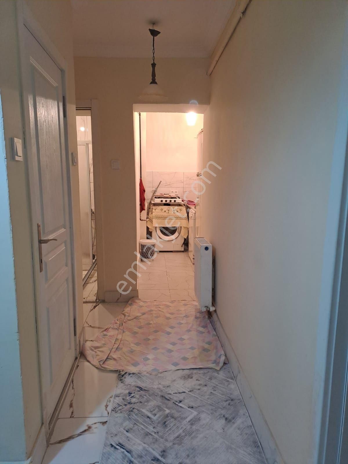 Karşıyakada Full Yapılı Eşyalı 2+1 Kiralık Daire - Görsel 5