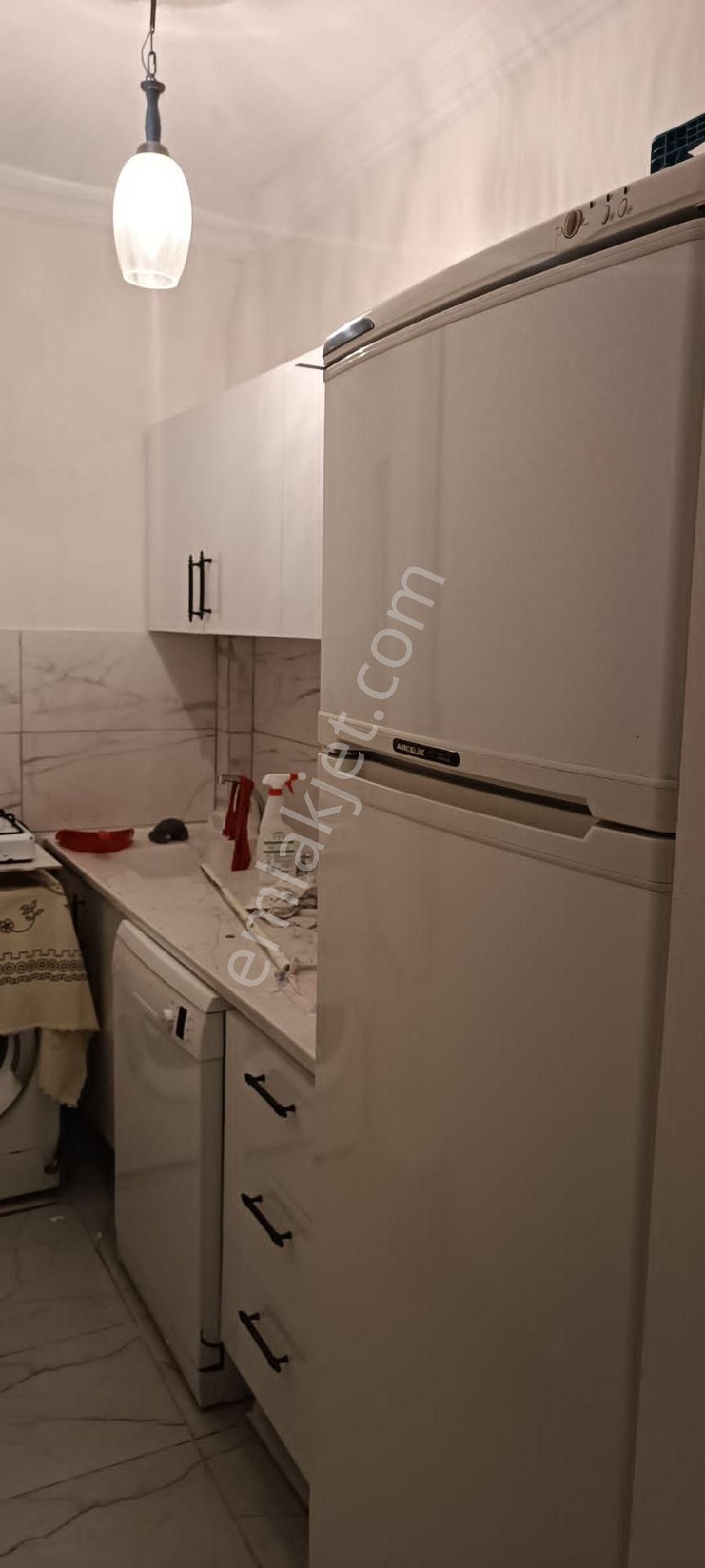 Karşıyakada Full Yapılı Eşyalı 2+1 Kiralık Daire - Görsel 9