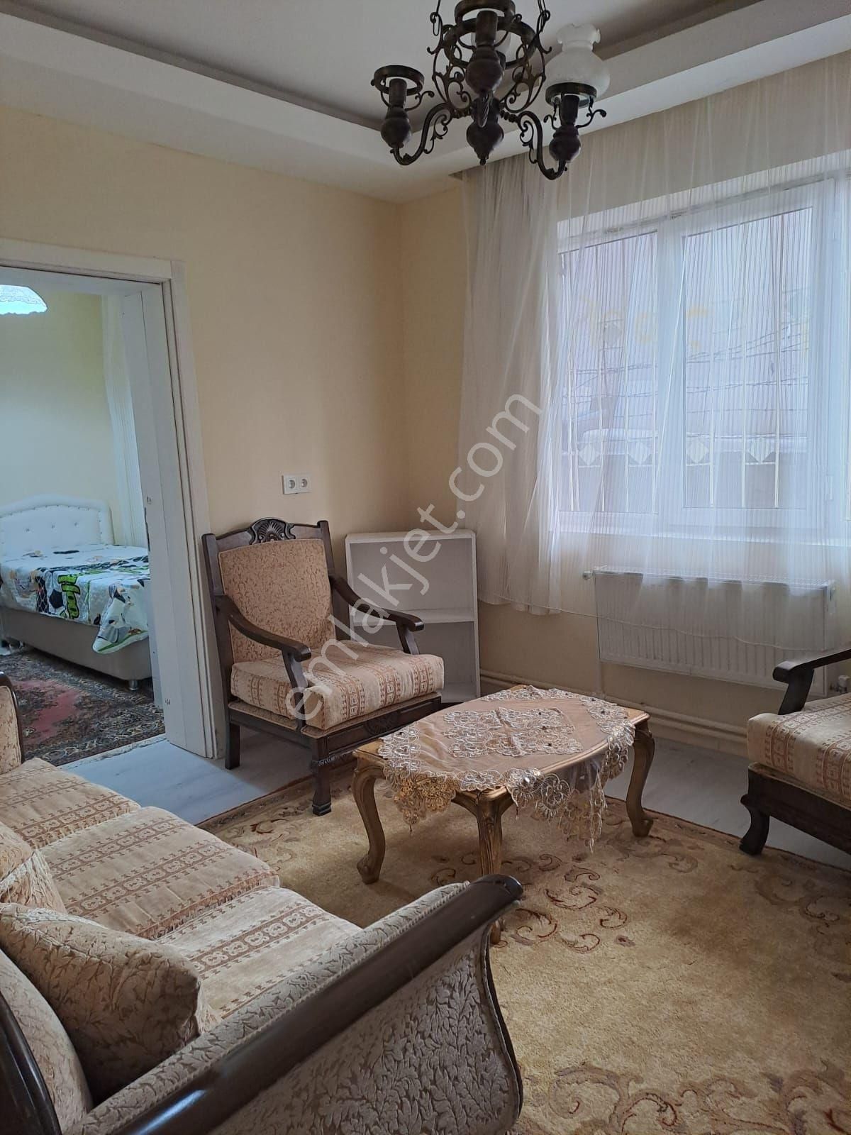 Karşıyakada Full Yapılı Eşyalı 2+1 Kiralık Daire - Görsel 7