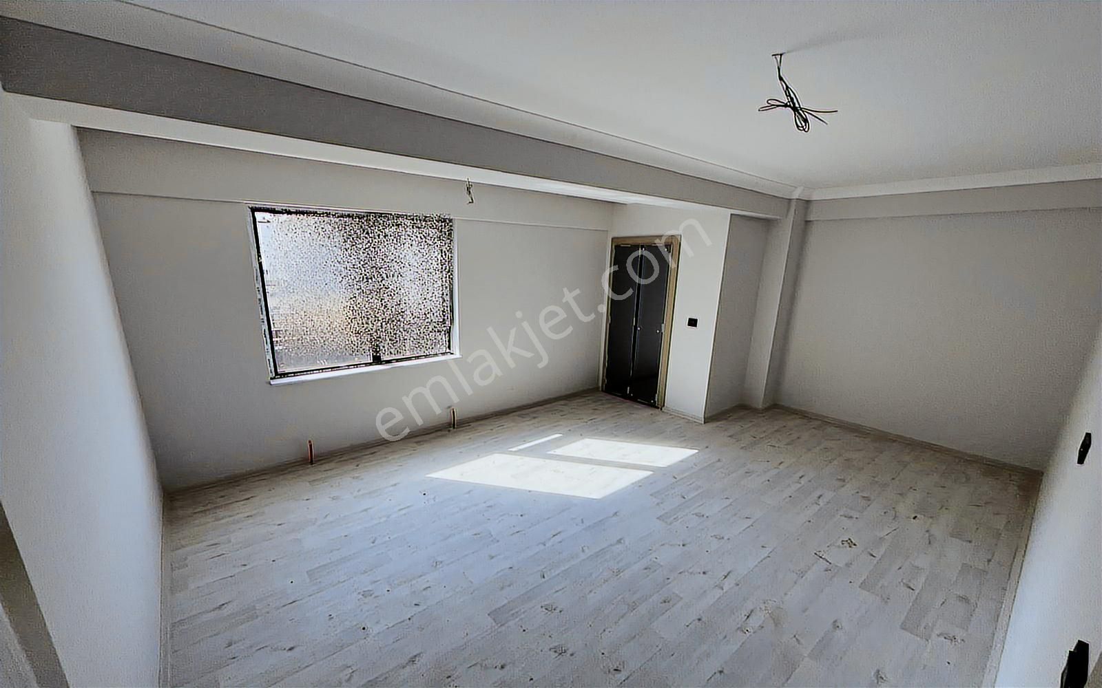 Yenikent Emlak'tan Kat Konumunda 3+1+depolu Satılık Lüx Daire - Görsel 25