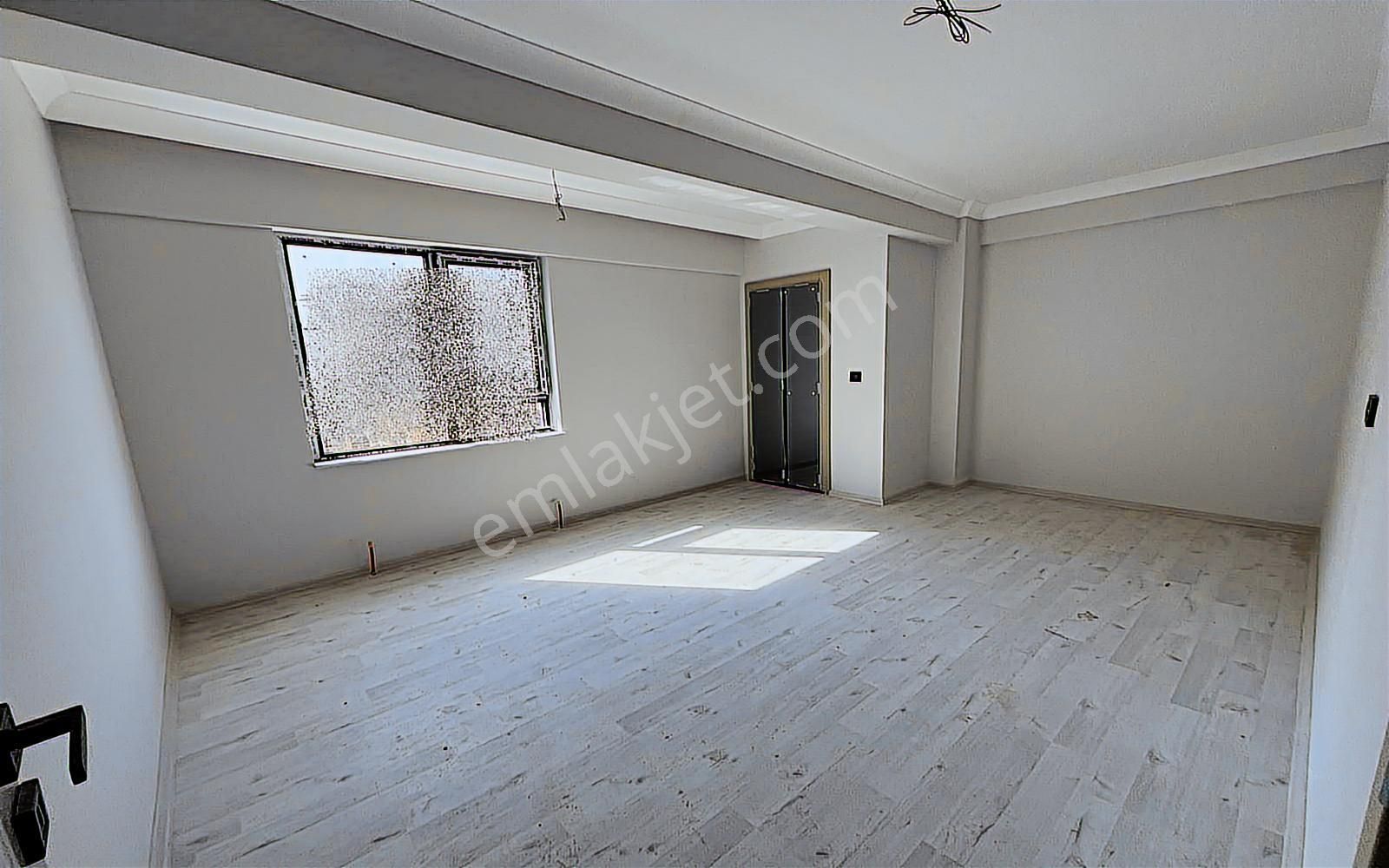 Yenikent Emlak'tan Kat Konumunda 3+1+depolu Satılık Lüx Daire - Görsel 40