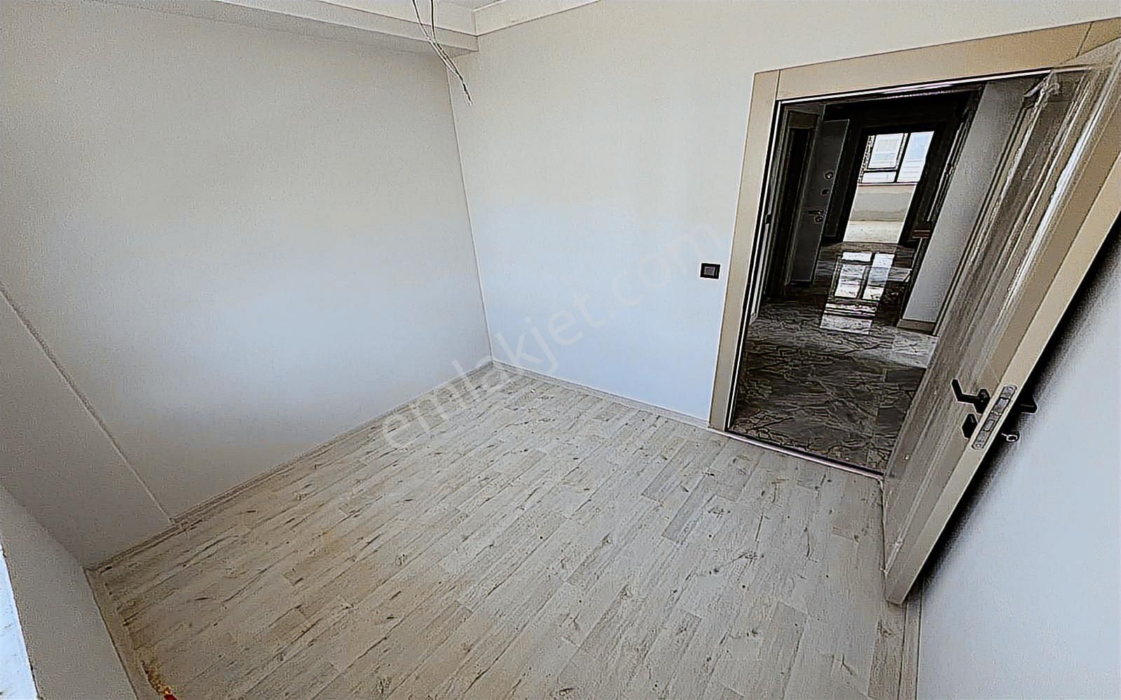 Yenikent Emlak'tan Kat Konumunda 3+1+depolu Satılık Lüx Daire - Görsel 32