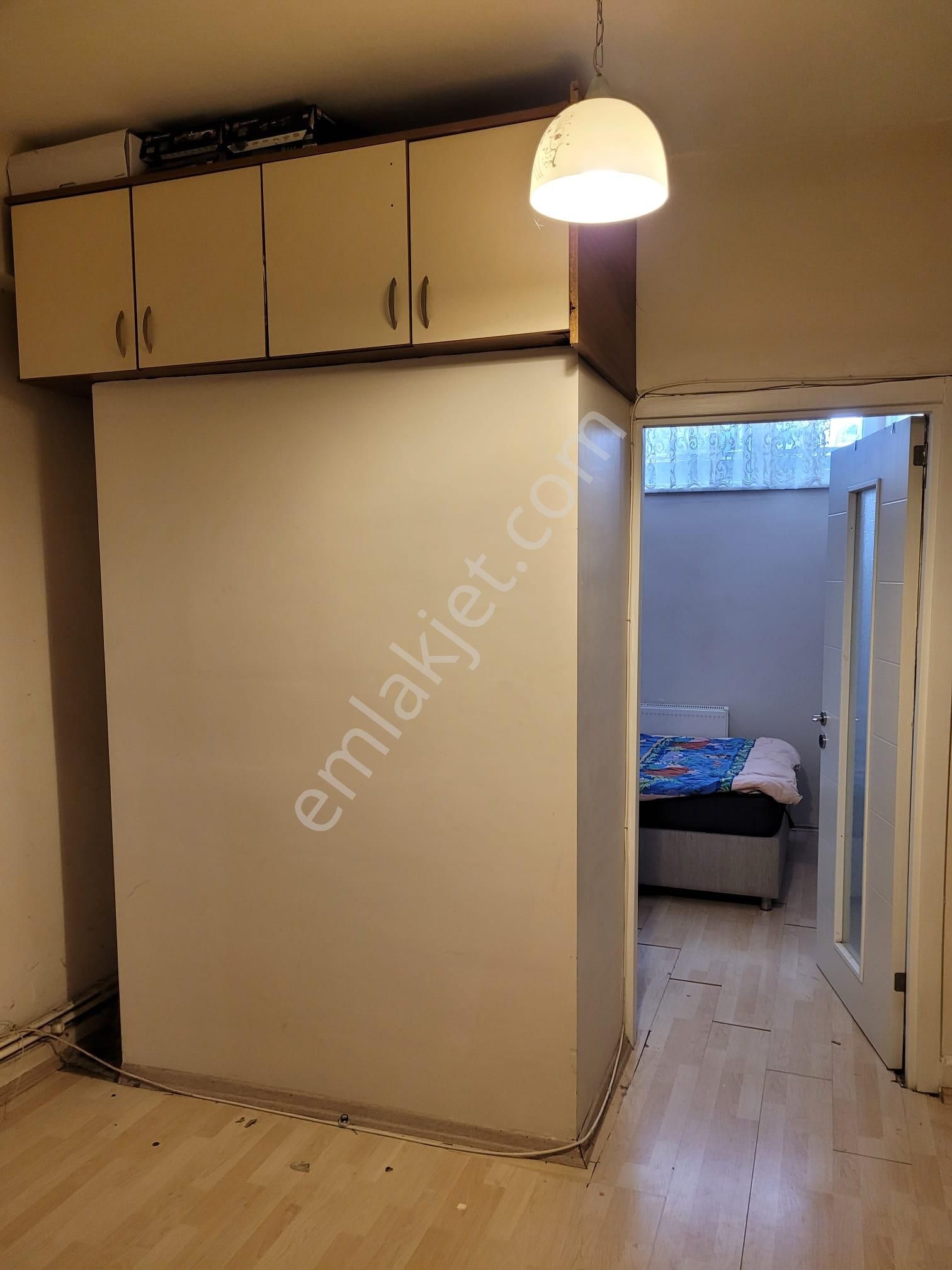 Burç Emlaktan, Gazi Refik Sokakta, 2+1, Kombili, 60 M2, Müstakil Bahçeli, Kısmi Eşyalı - Görsel 7