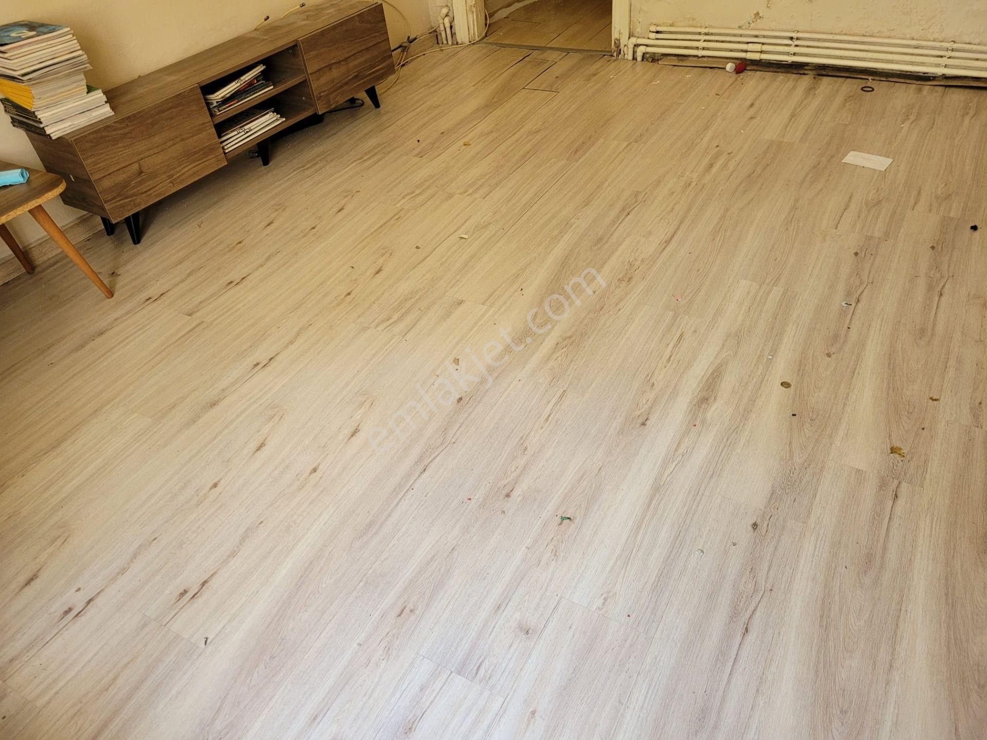 Burç Emlaktan, Gazi Refik Sokakta, 2+1, Kombili, 60 M2, Müstakil Bahçeli, Kısmi Eşyalı - Görsel 4