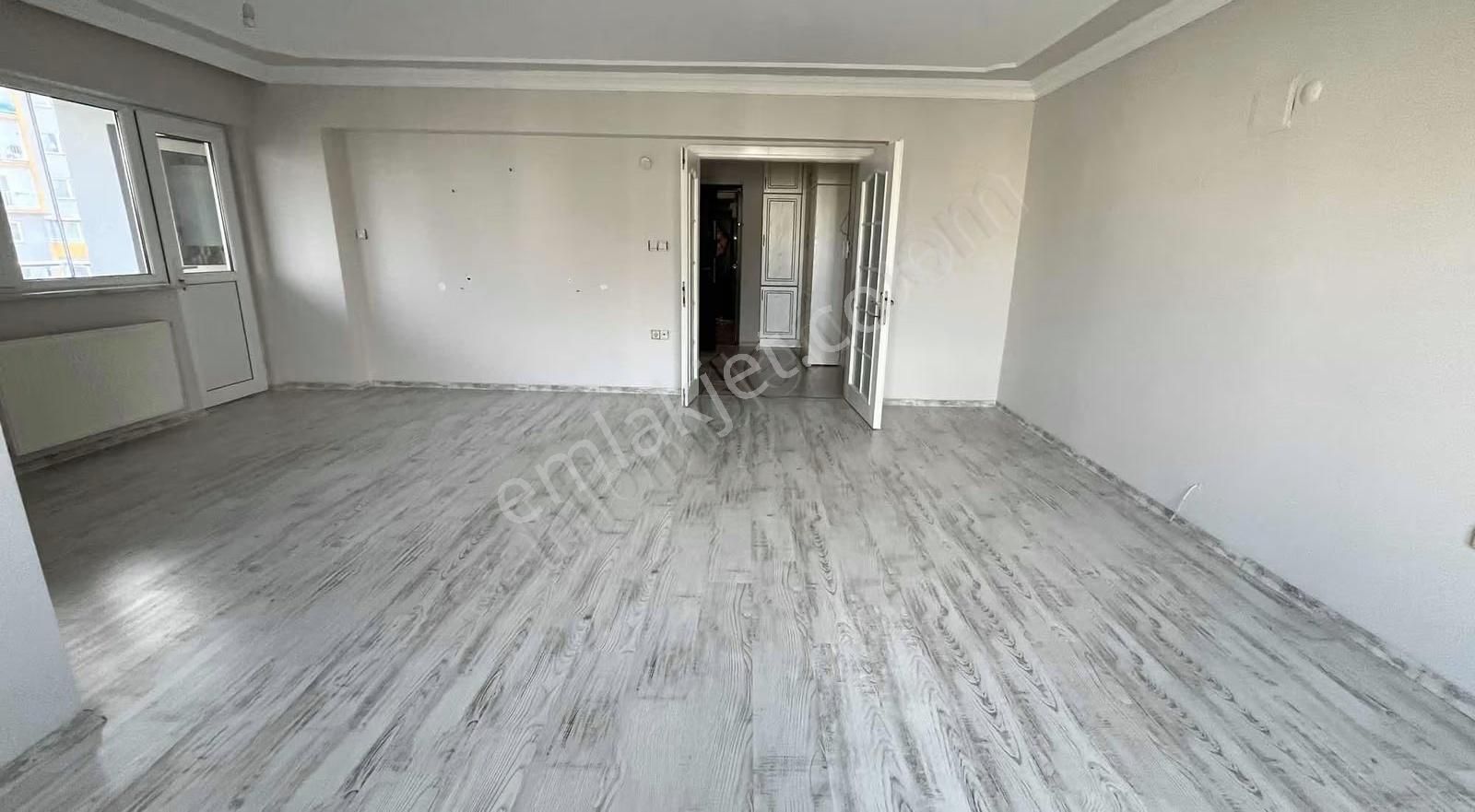 Altınşehirde 3+1 Kiralık Daire - Görsel 13