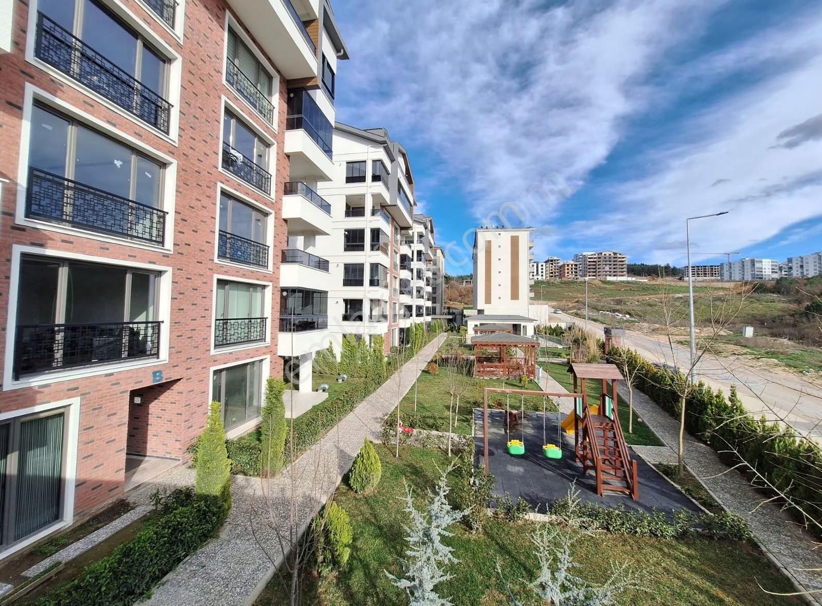 Kayapa'da Özel Kat Teraslı Süper Lüks Kiralık 3+1 Daire. - Görsel 35