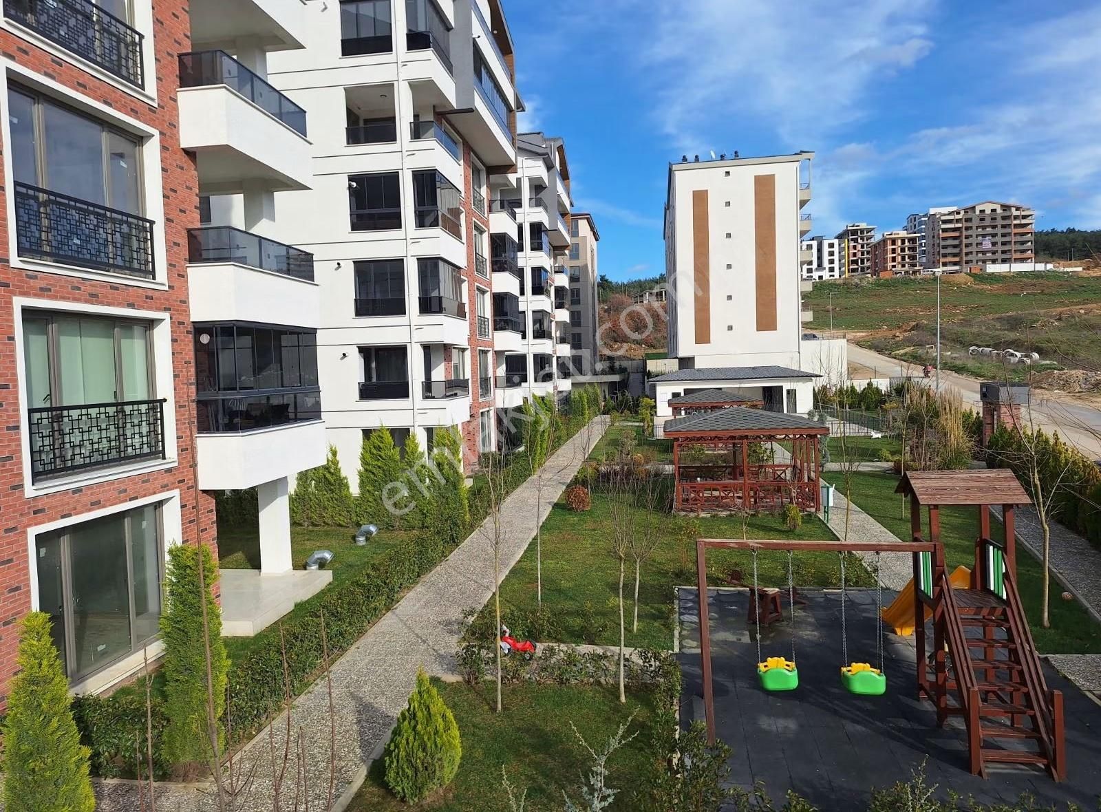 Kayapa'da Özel Kat Teraslı Süper Lüks Kiralık 3+1 Daire. - Görsel 18