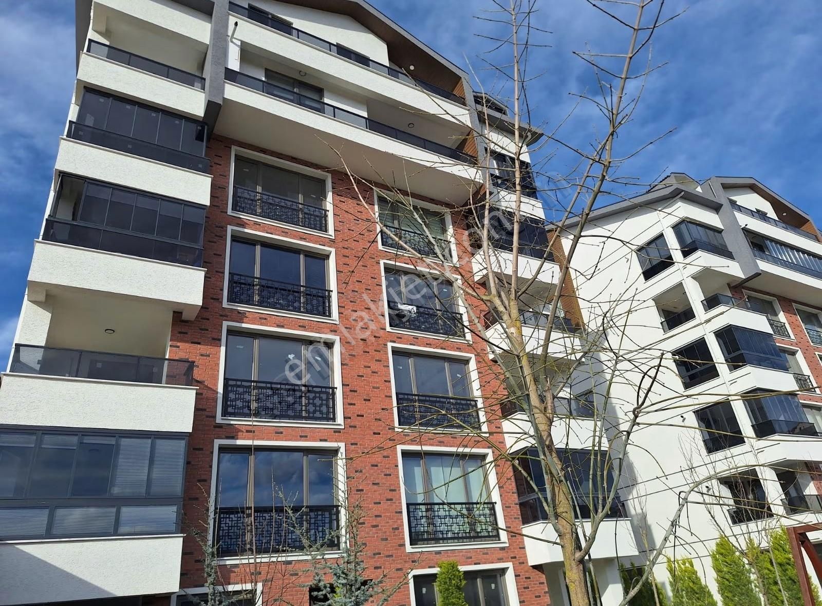 Kayapa'da Özel Kat Teraslı Süper Lüks Kiralık 3+1 Daire. - Görsel 20