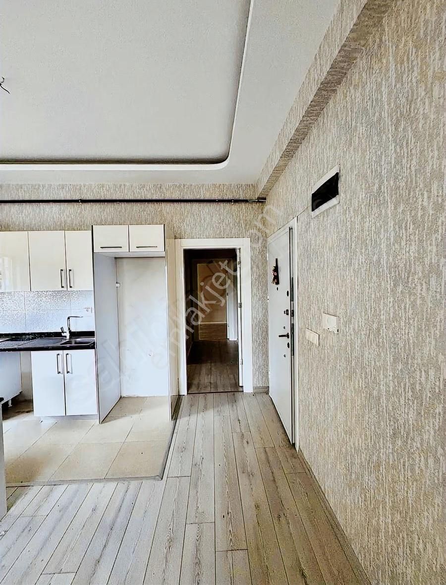 Demircide Satılık Kira Getirili Geniş 2+1 - Görsel 5