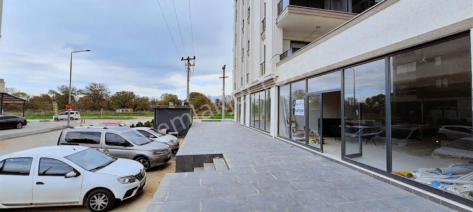 Kayapa'da Ana Bulvara Yakın 3. Dükkan 149.5m2 Net Satılık. - Görsel 3