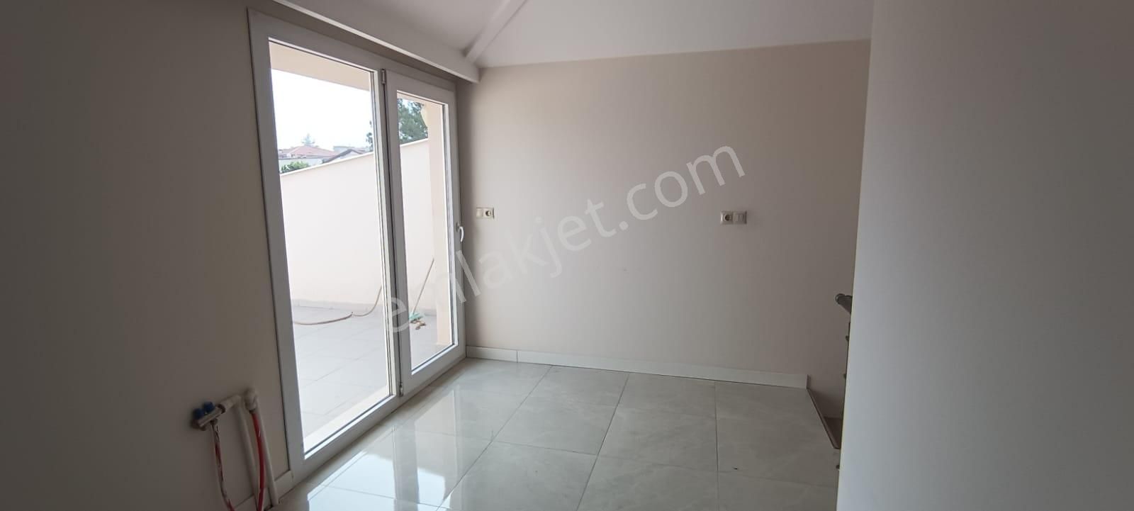 Ender Uysal Gayrimenkulden Zeytinköy Mahallesin De Kiralık Balkonlu Teraslı Dublex Daire... - Görsel 3