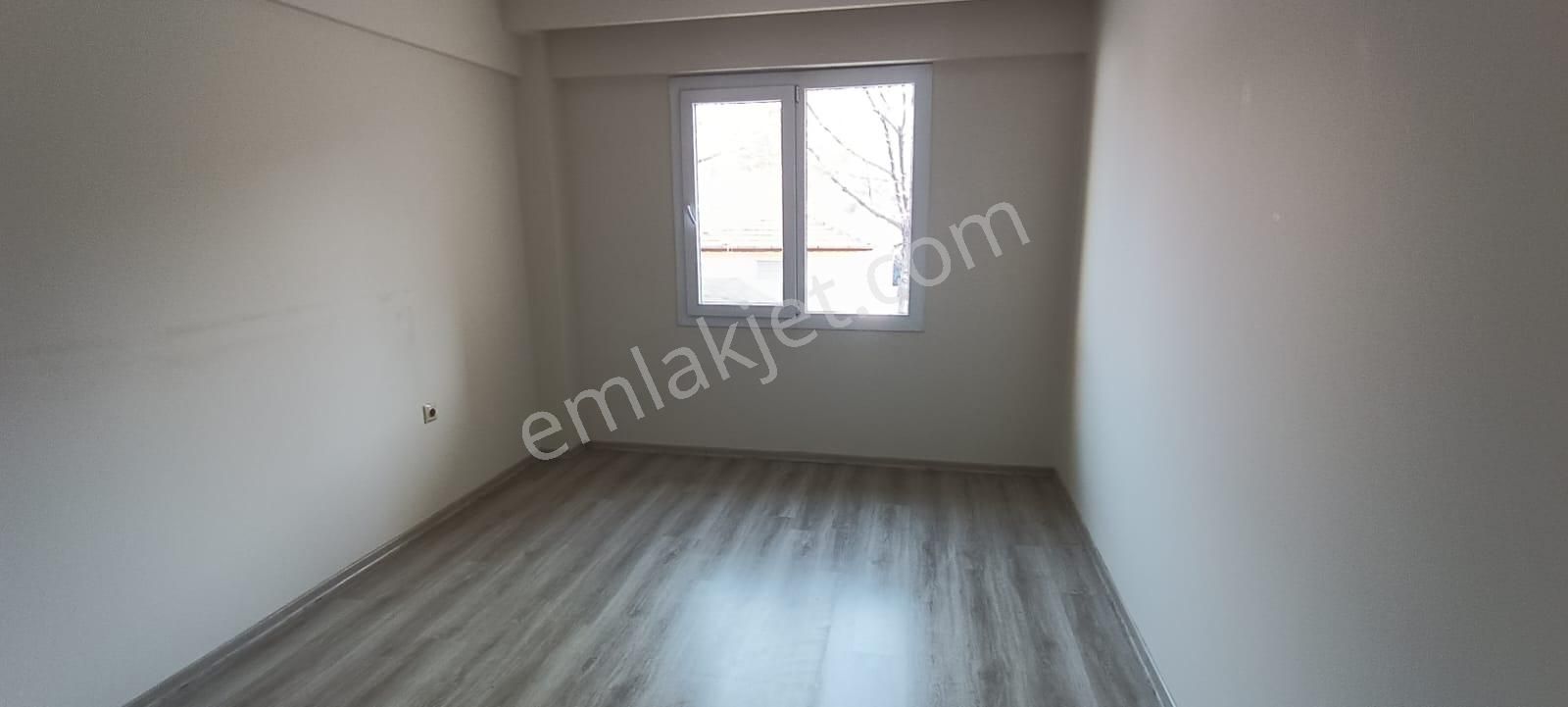 Ender Uysal Gayrimenkulden Zeytinköy Mahallesin De Kiralık Balkonlu Teraslı Dublex Daire... - Görsel 8