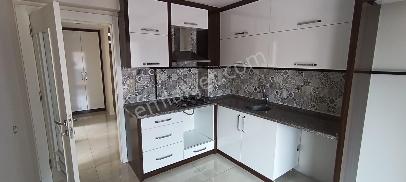 Ender Uysal Gayrimenkulden Zeytinköy Mahallesin De Kiralık Balkonlu Teraslı Dublex Daire...