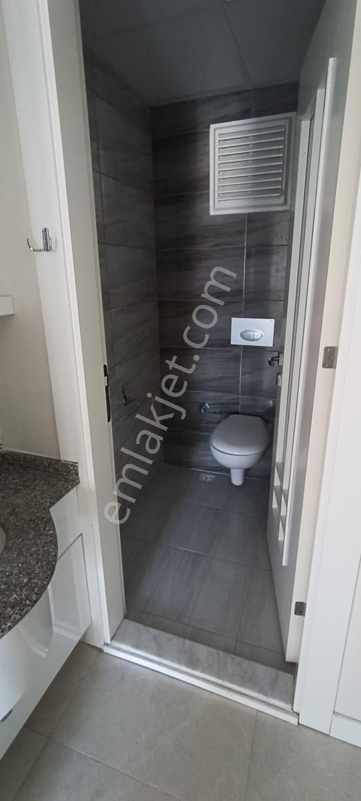 Ender Uysal Gayrimenkulden Zeytinköy Mahallesin De Kiralık Balkonlu Teraslı Dublex Daire... - Görsel 16