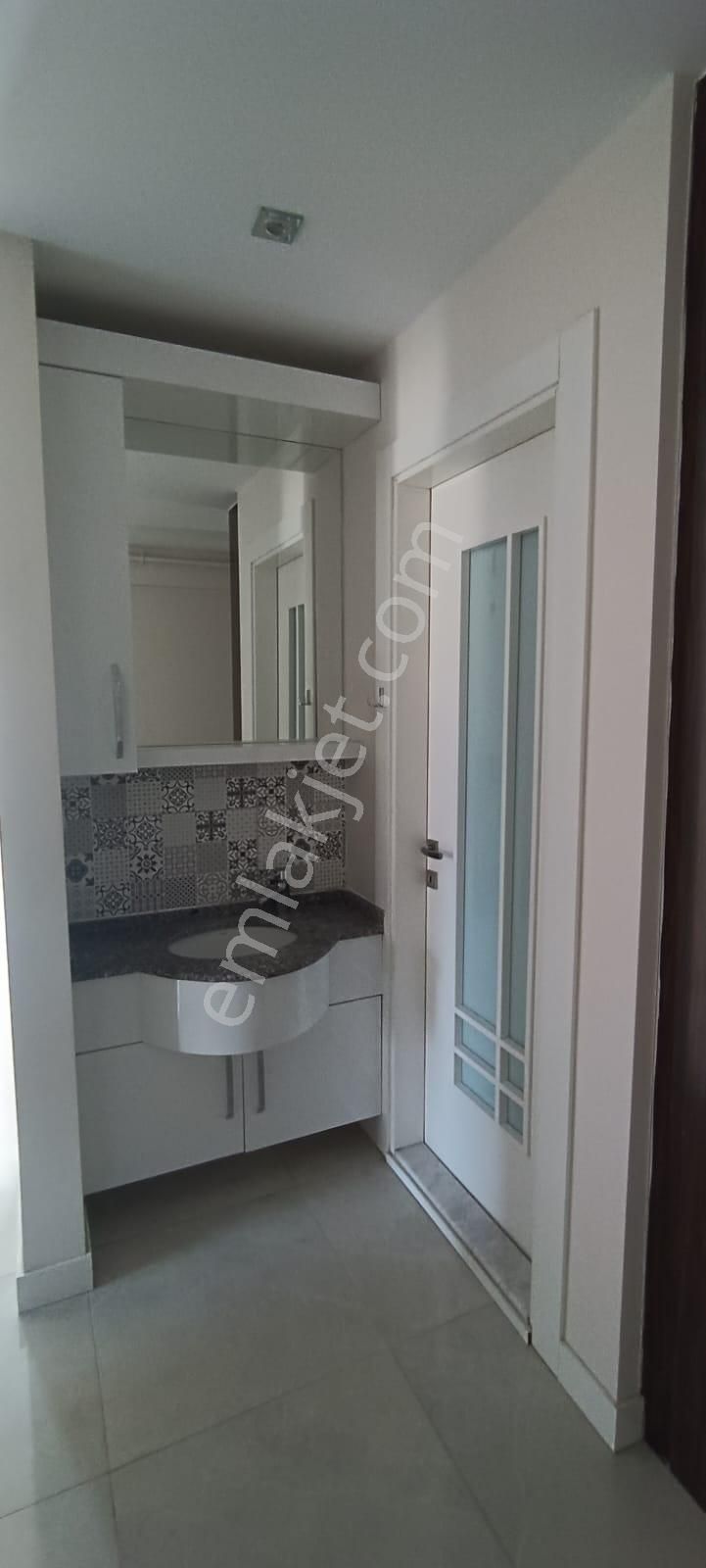 Ender Uysal Gayrimenkulden Zeytinköy Mahallesin De Kiralık Balkonlu Teraslı Dublex Daire... - Görsel 13