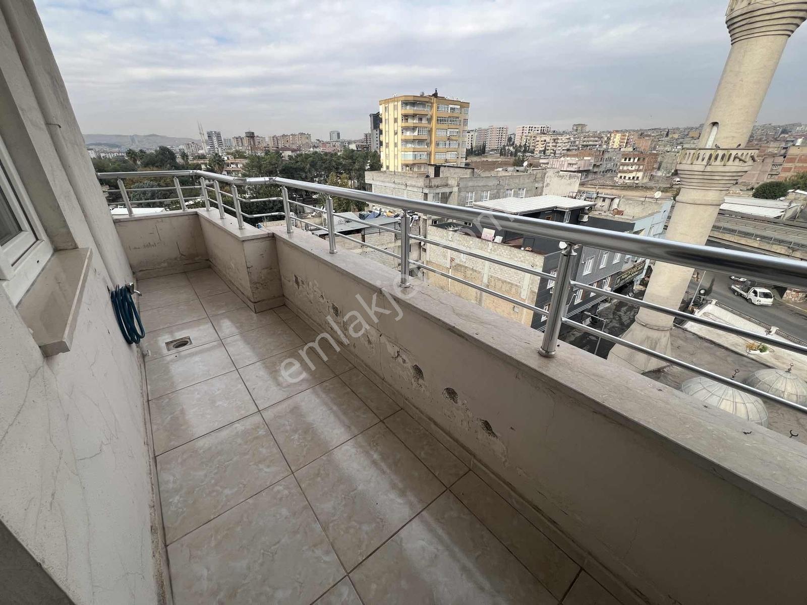 Yeşilloft'tan Satılık Bakımlı 2+1 Daire - Görsel 8